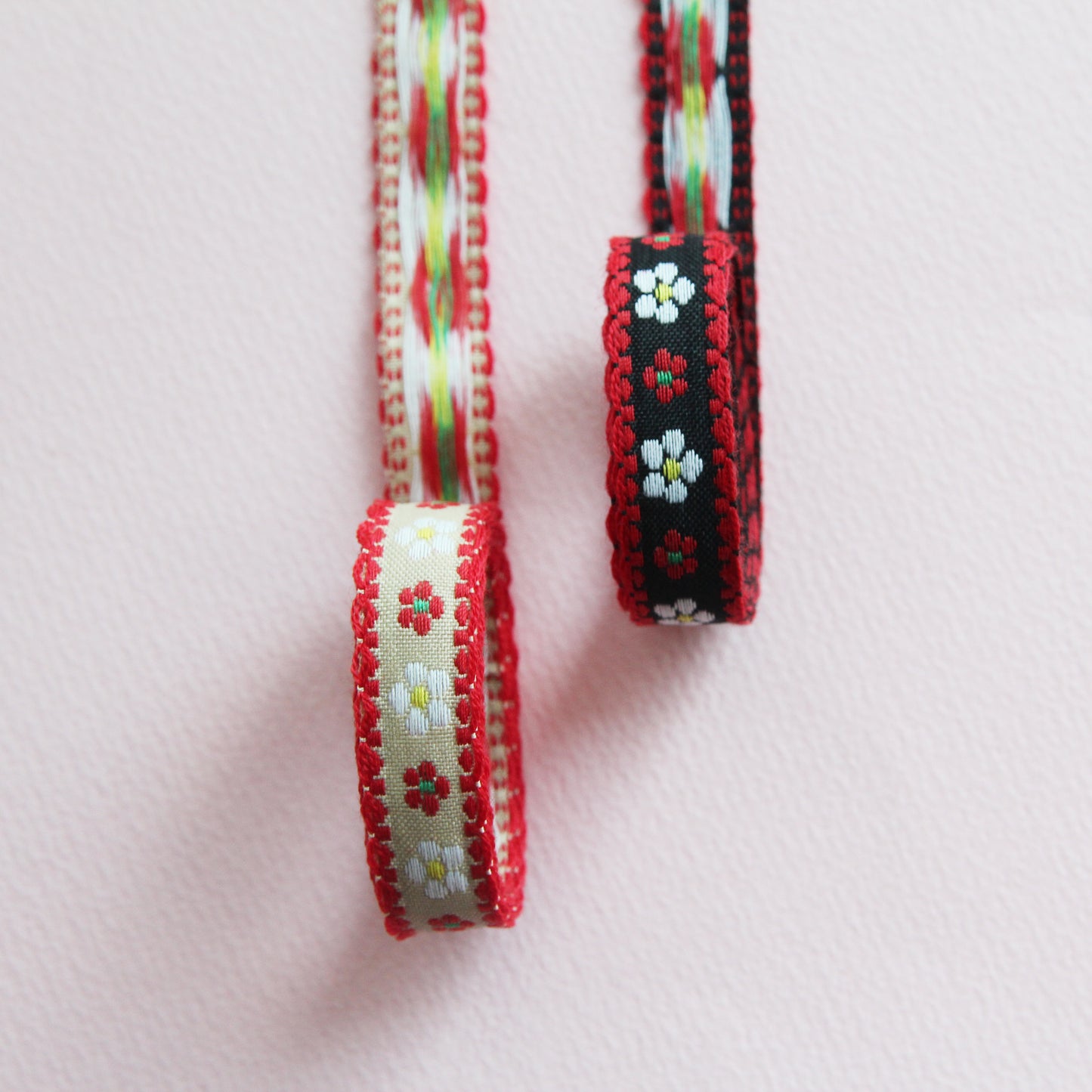 Daisy Flower Embroidery Ribbon 0.51inch (1.3cm) x 2/5/10Yards
