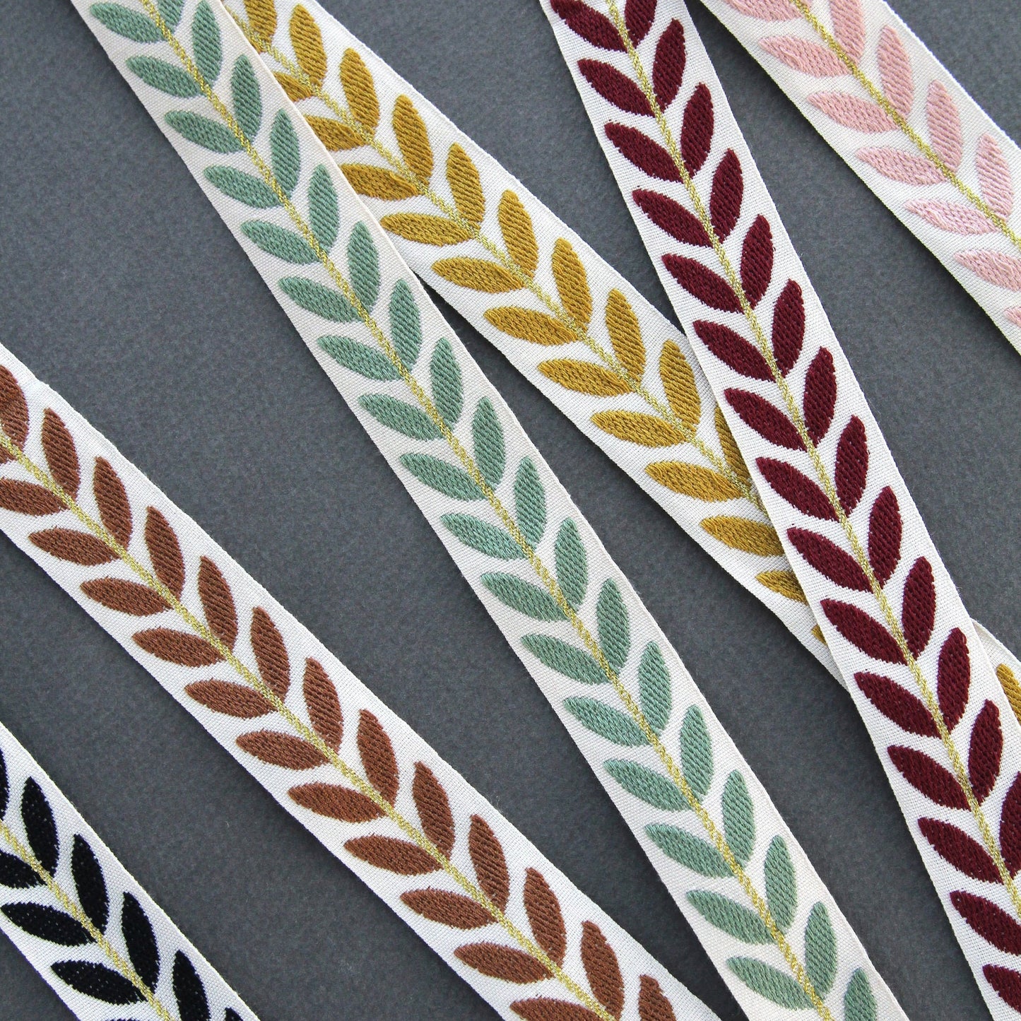 Leaf Embroidery Jacquard Ribbon Trim 0.98inch (2.5cm) x 5Yards
