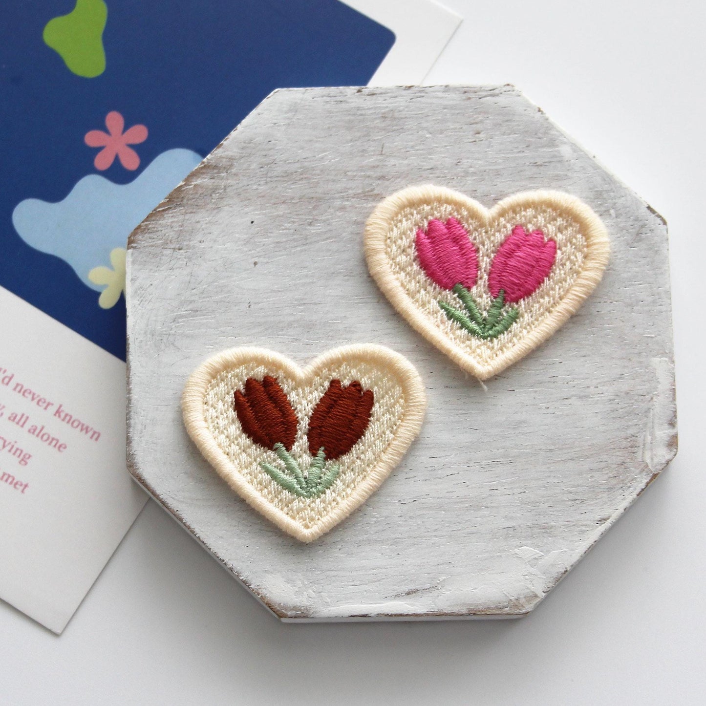 Heart Tulip Embroidered Patch, Mini Floral Heart Applique for DIY Crafts 4pcs