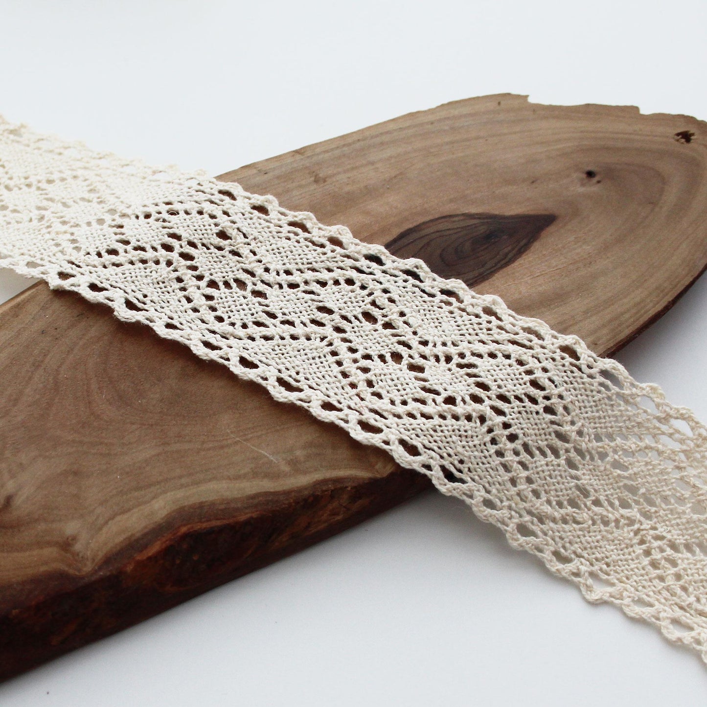 Beige Torsion Lace 1.85in(4.7cm) Wide x 2Yards