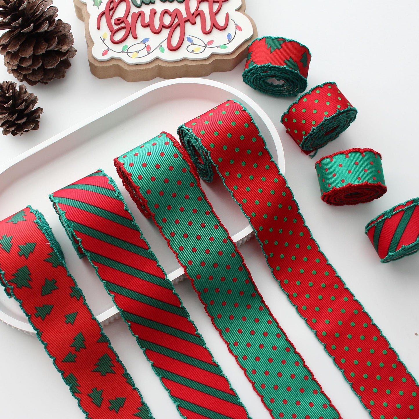 Christmas Tree Scalloped Edge Ribbon 1.1"/ 1.57in x 2Yards