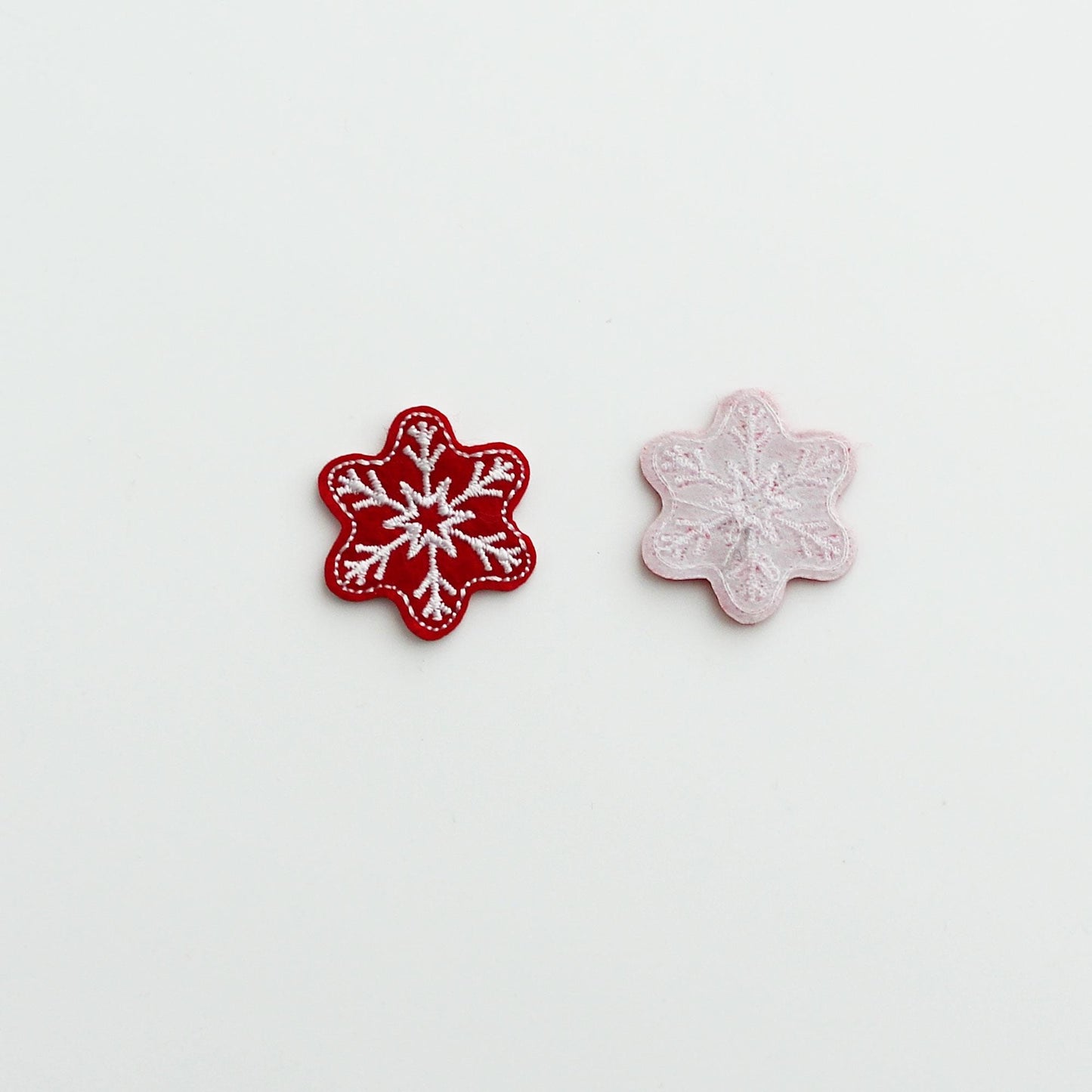 Snowflake Embroidered Patch, Winter Applique,Christmas Decoration Patch 4pcs