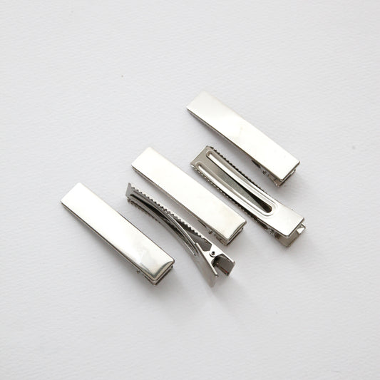 hairclip finding