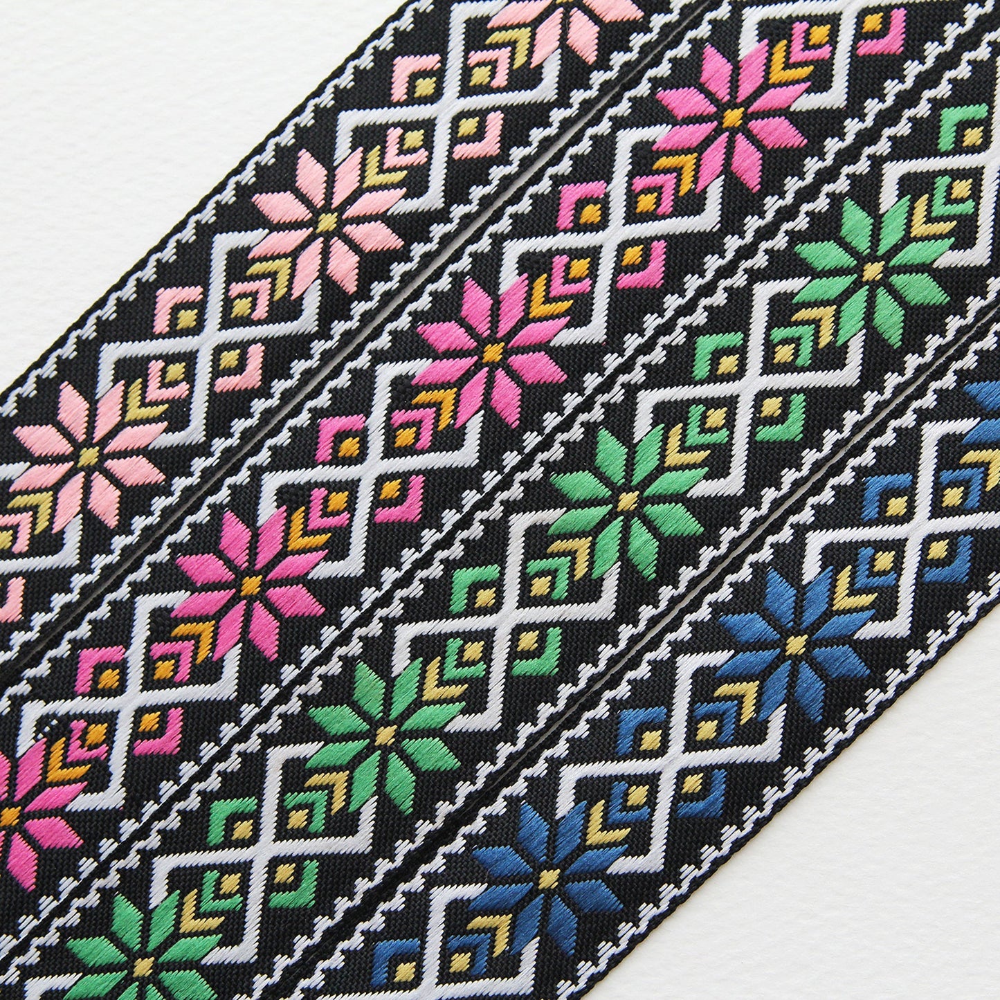 Ethnic Patterned Embroidered Jacquard Ribbon 0.98inch (2.5cm) x 2/5/10Yards