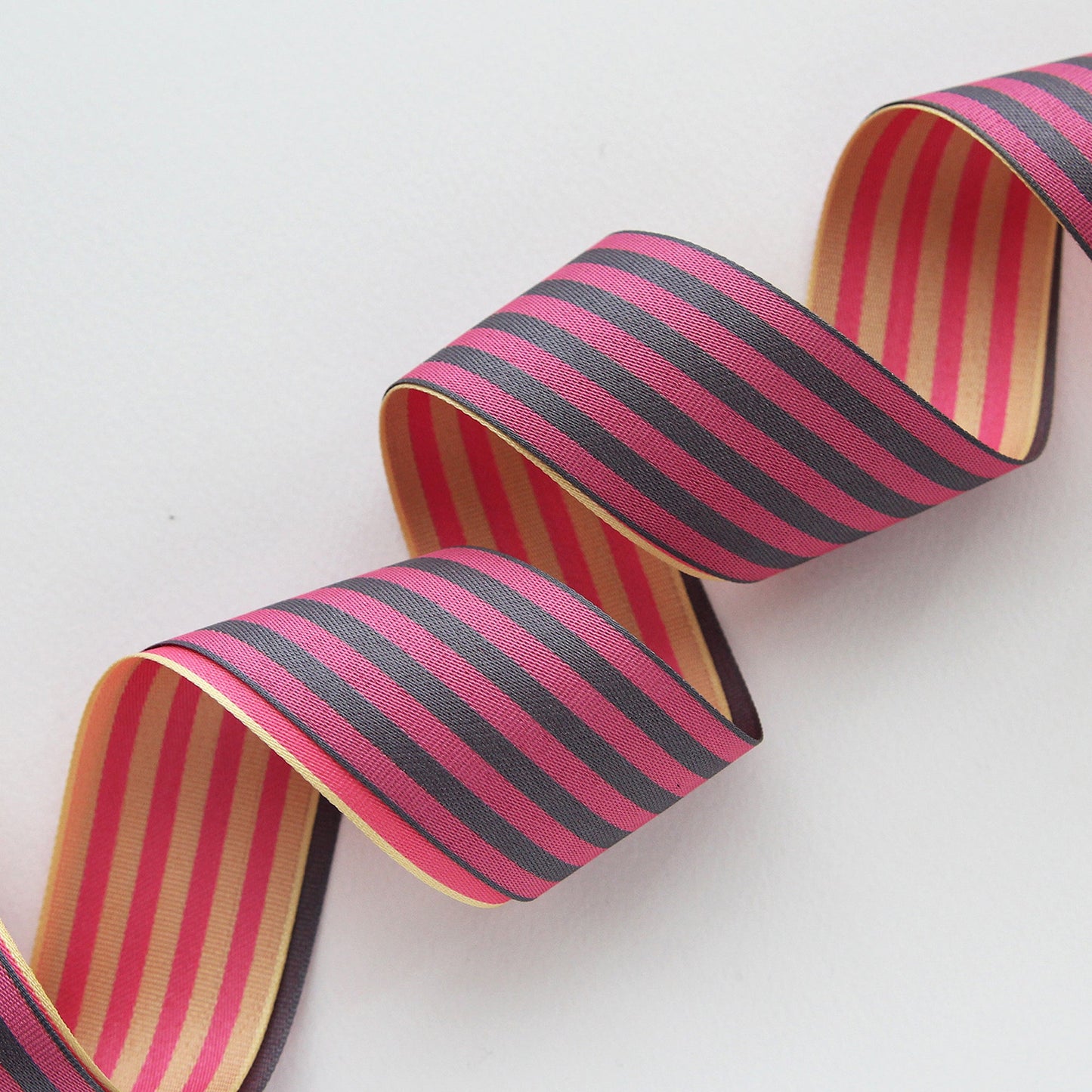 Striped Elegance Ribbon 0.98/1.57inch (2.5cm/4cm) x 2Yards