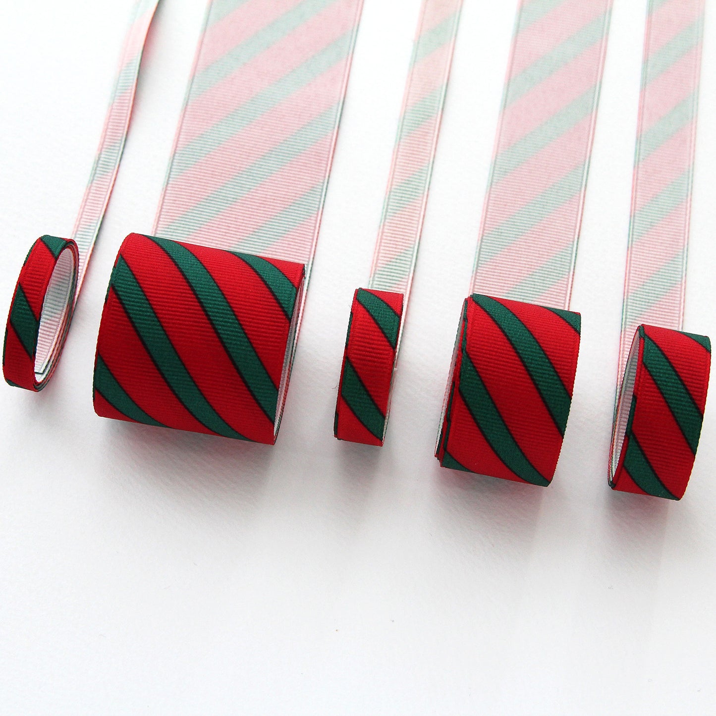 Diagonal Stripe Christmas Ribbon 2/5/10Yards