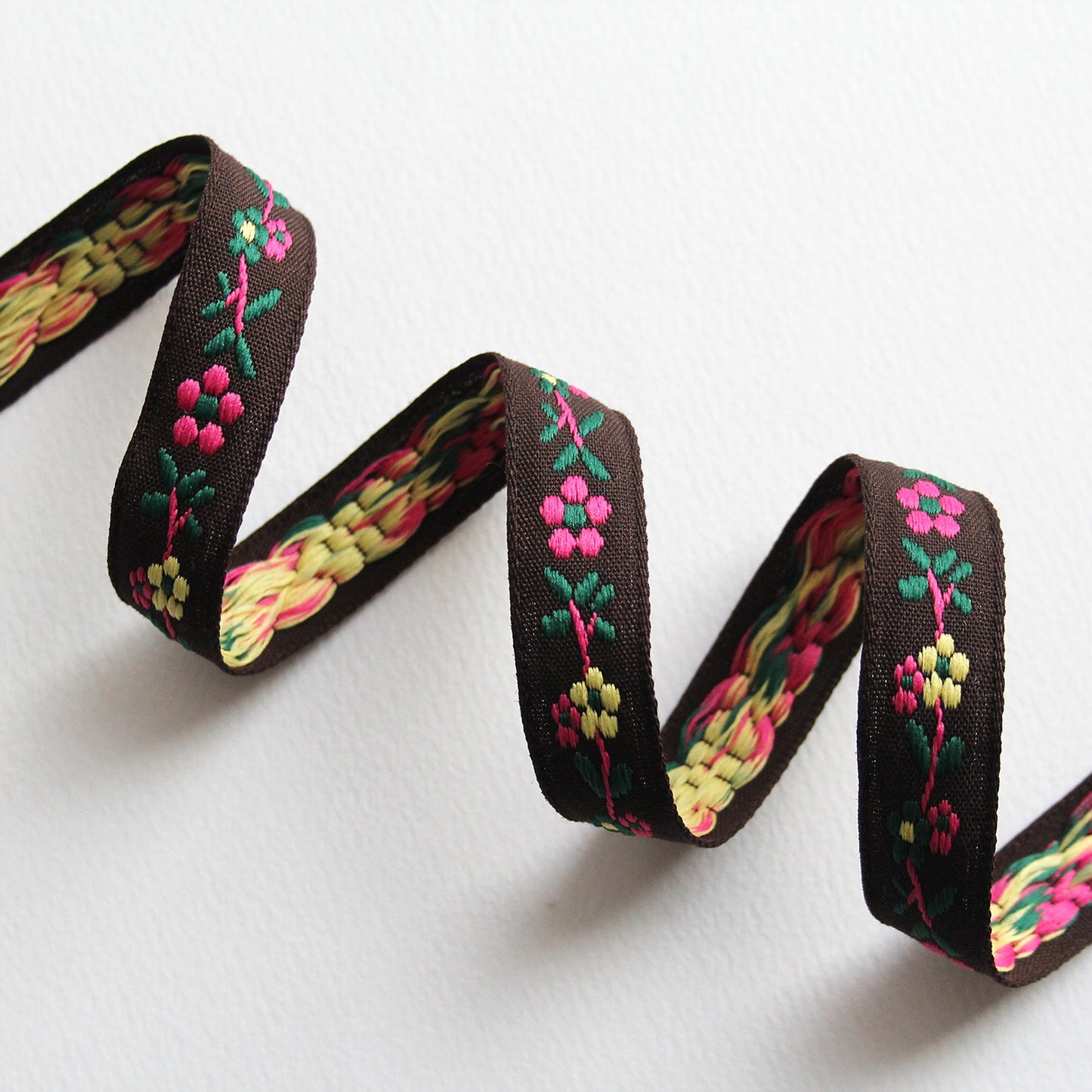Wild Flower Embroidered Jacquard Ribbon 0.59inch (1.5cm) x 2/5/10Yards