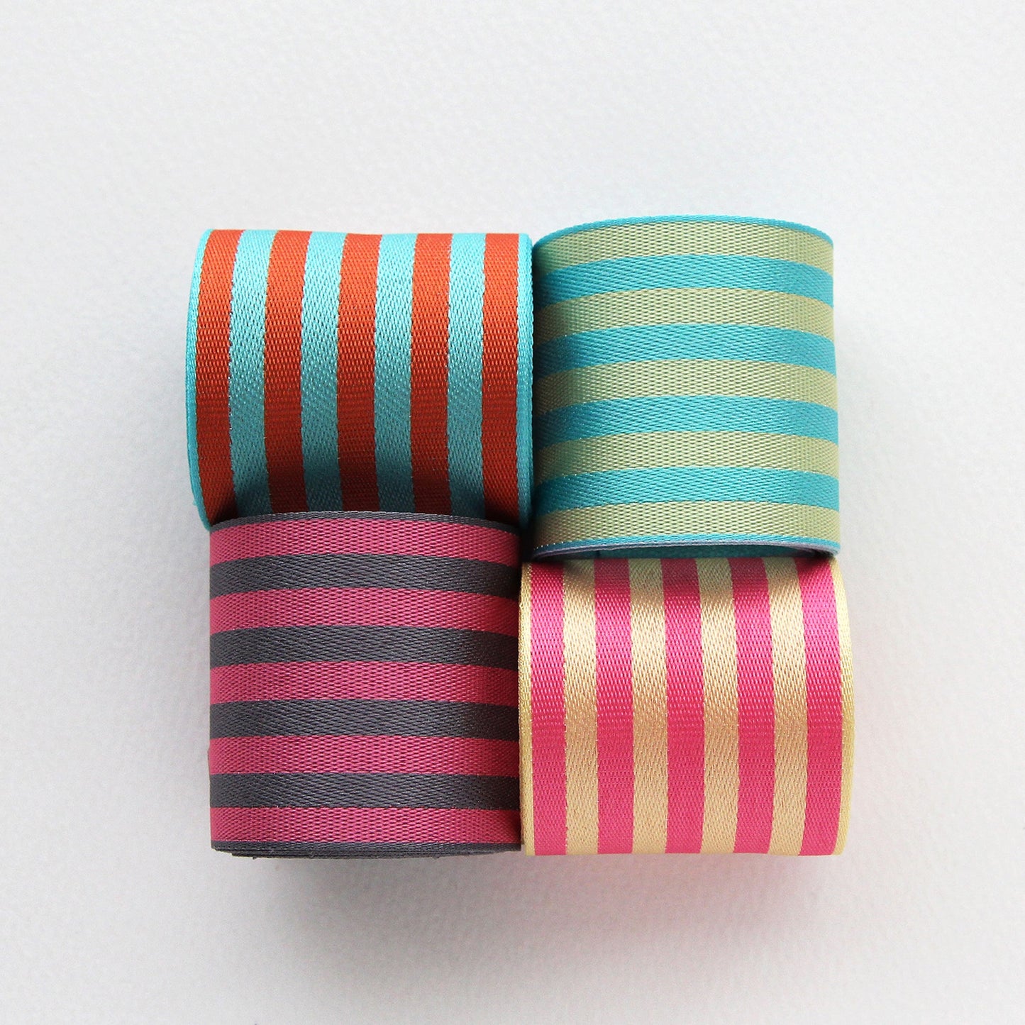 Striped Elegance Ribbon 0.98/1.57inch (2.5cm/4cm) x 2Yards