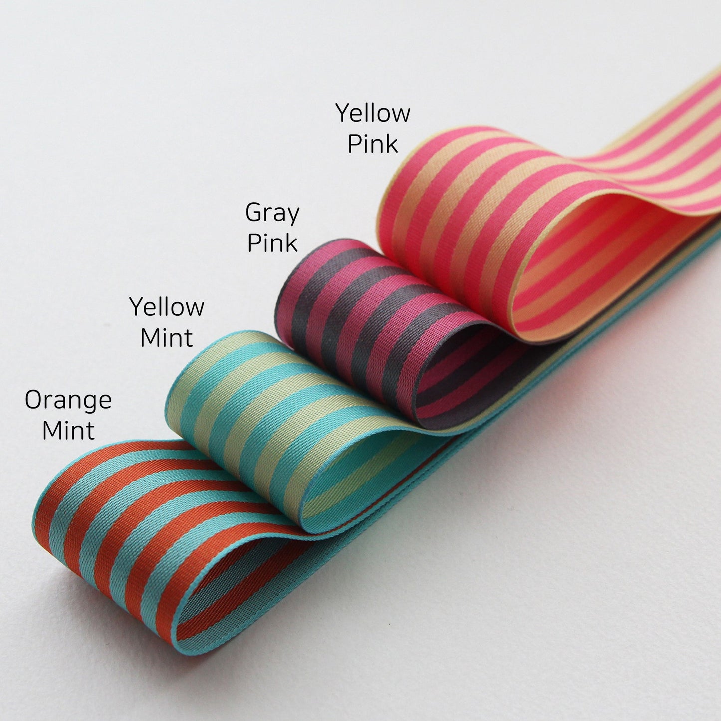 Striped Elegance Ribbon 0.98/1.57inch (2.5cm/4cm) x 2Yards