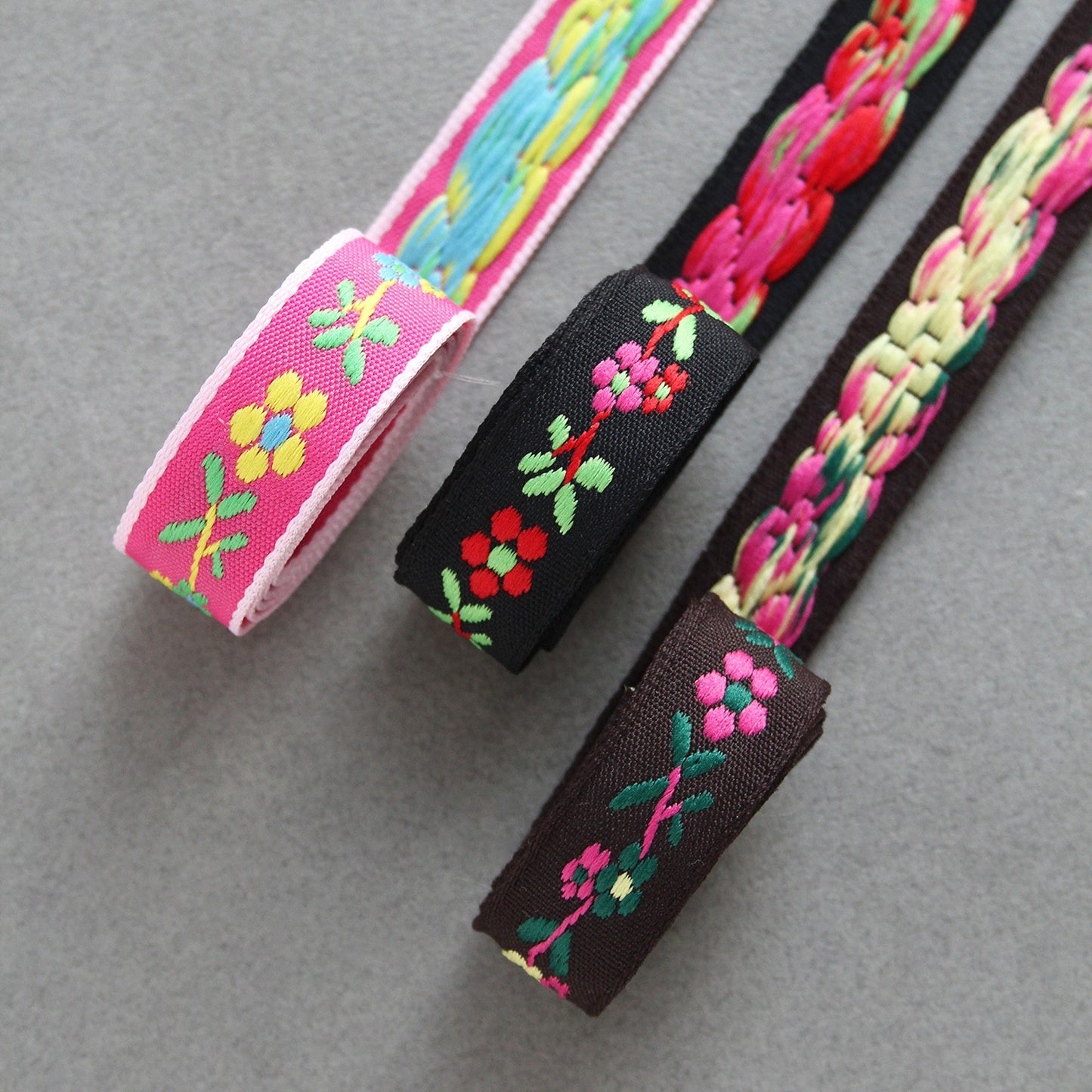 Wild Flower Embroidered Jacquard Ribbon 0.59inch (1.5cm) x 2/5/10Yards