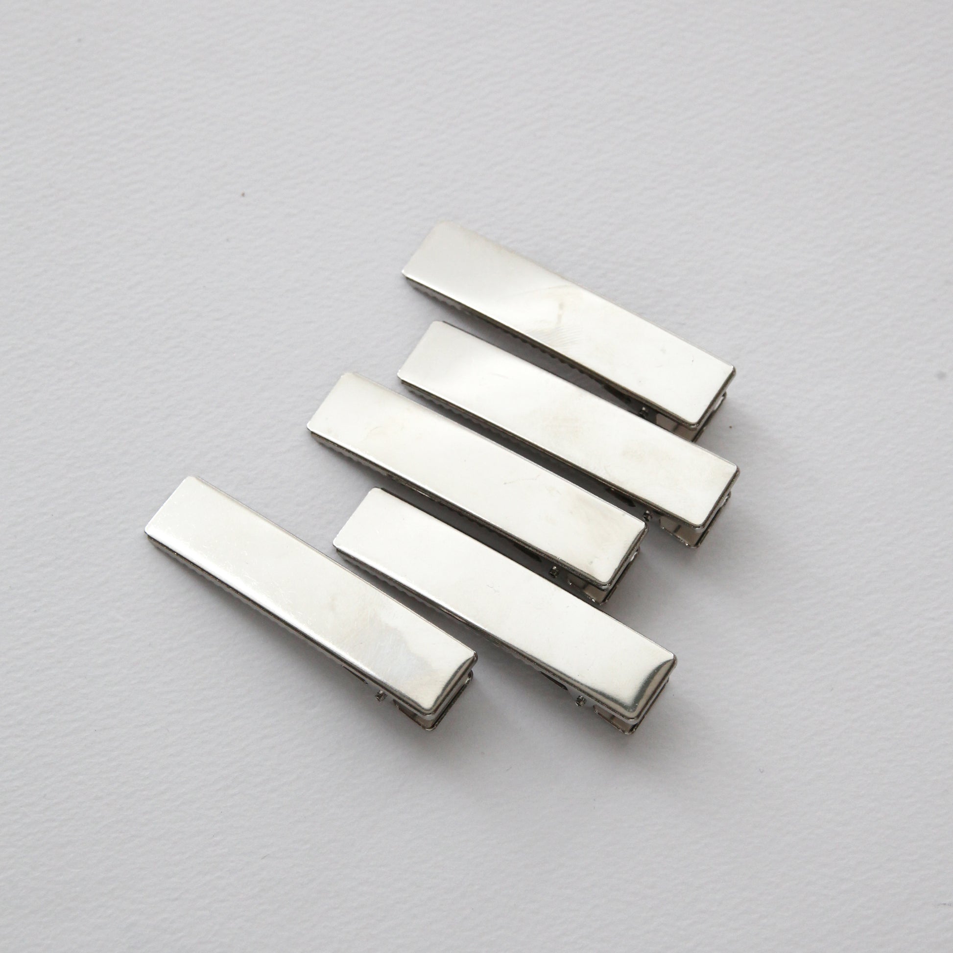 alligator bow clip