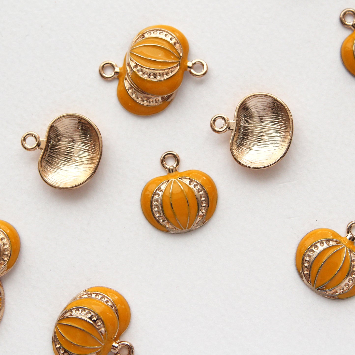 Yellow Pumpkin Charms 4/10/30pcs
