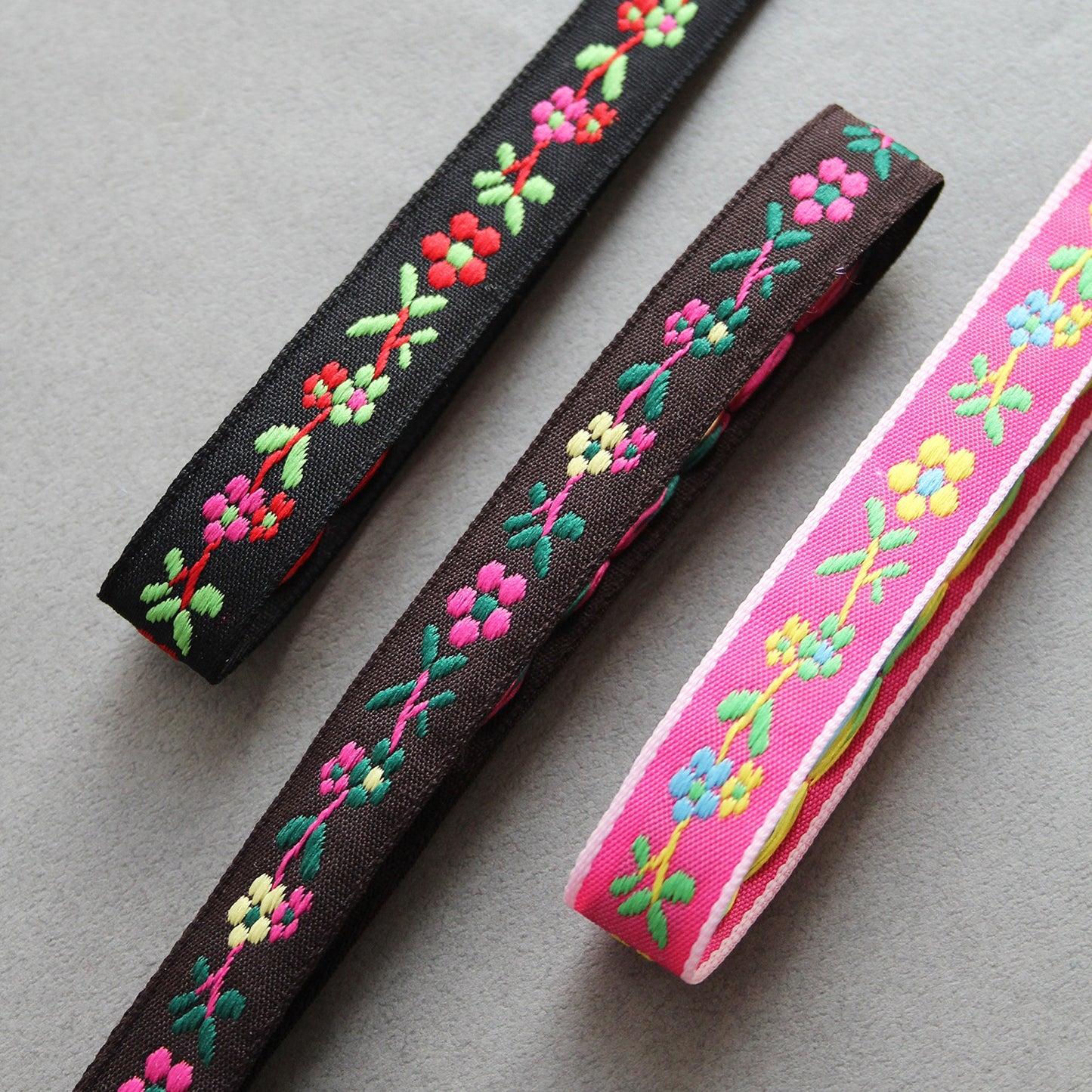 Wild Flower Embroidered Jacquard Ribbon 0.59inch (1.5cm) x 2/5/10Yards