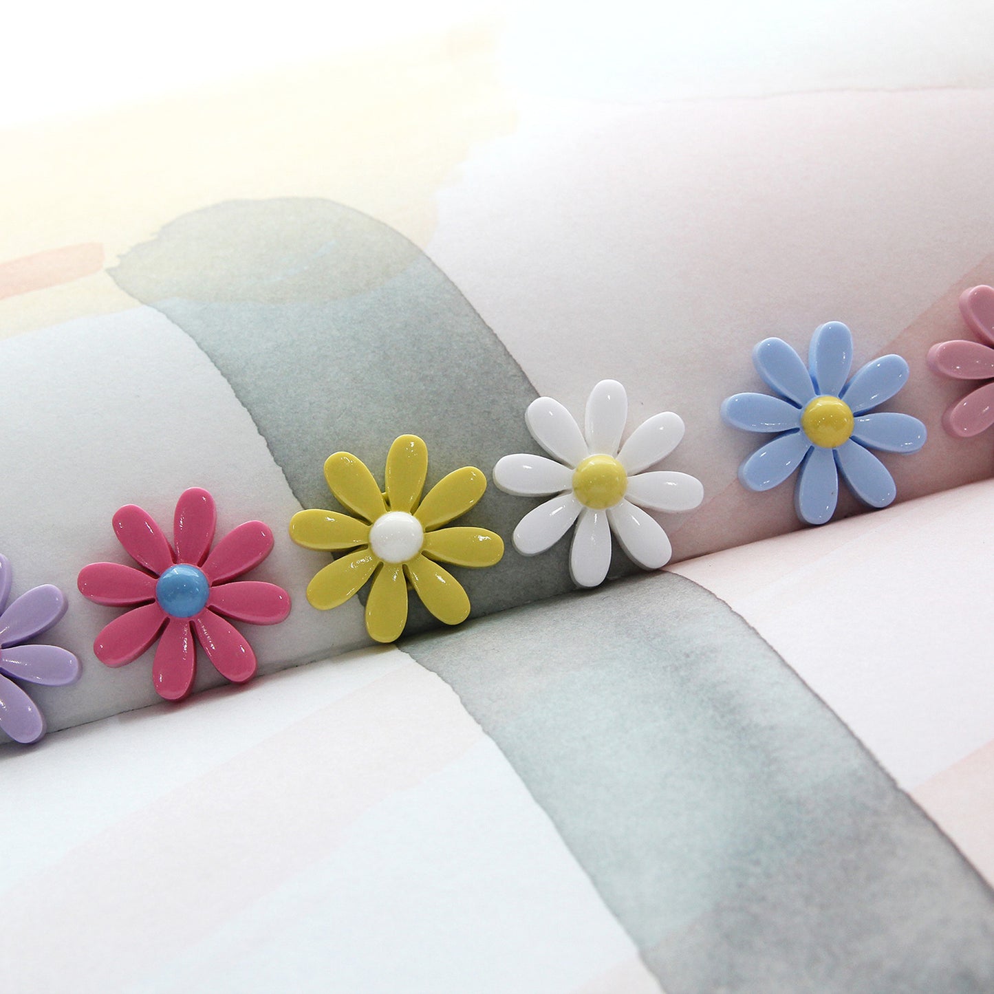 Daisy Flower Cabochons,Hair Accessories, Embellishment 4/10/50pcs
