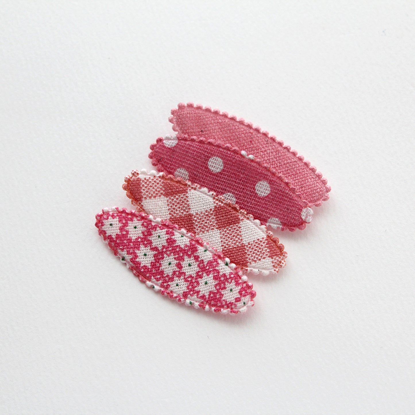 Red Pattern Snap Clip Covers  4pcs