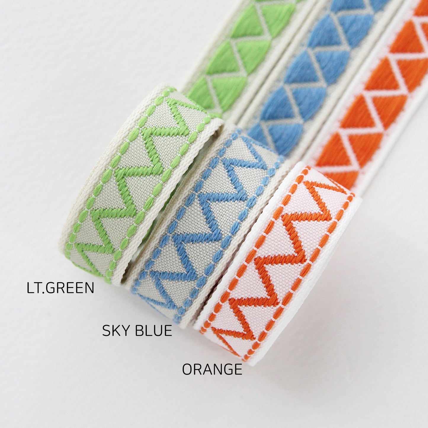 Zigzag Pattern Embroidered Ethnic Ribbon 0.59inch (1.5cm) x 2/5/10Yards