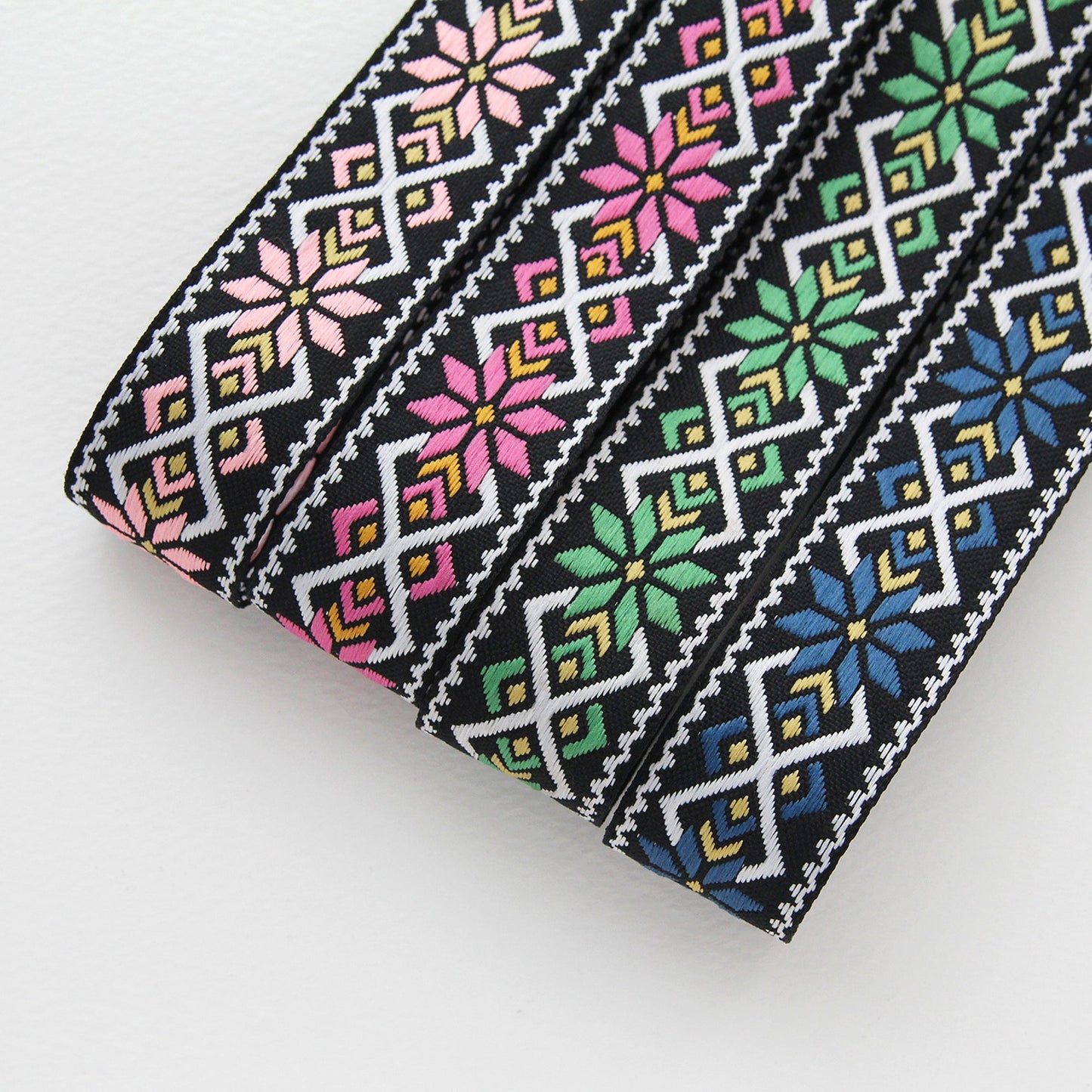 Ethnic Patterned Embroidered Jacquard Ribbon 0.98inch (2.5cm) x 2/5/10Yards
