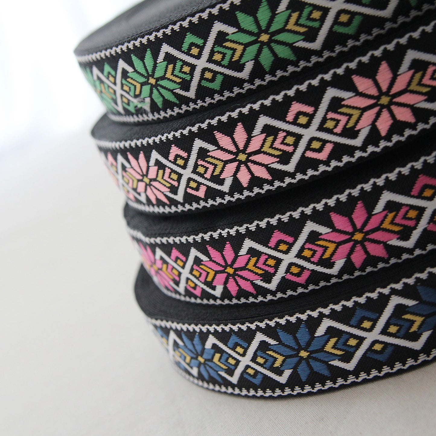 Ethnic Patterned Embroidered Jacquard Ribbon 0.98inch (2.5cm) x 2/5/10Yards