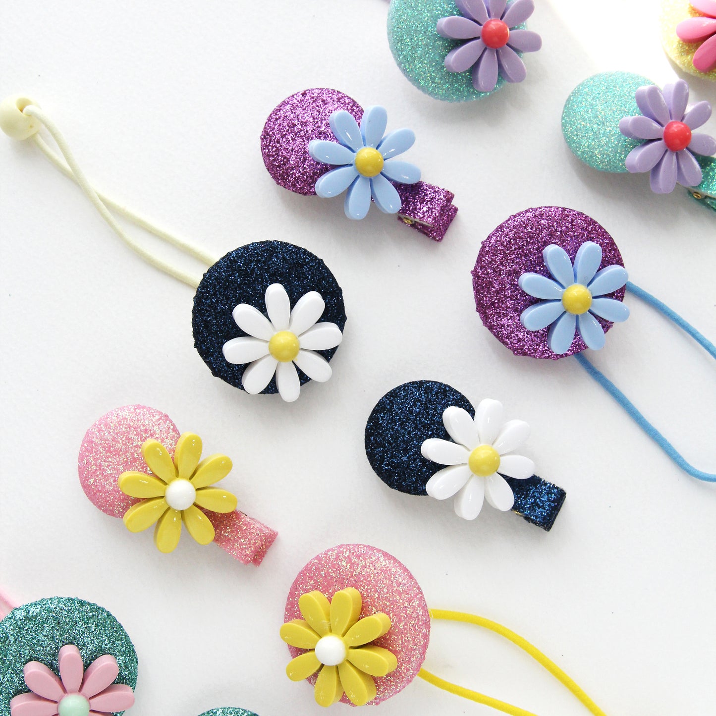 Daisy Flower Cabochons,Hair Accessories, Embellishment 4/10/50pcs