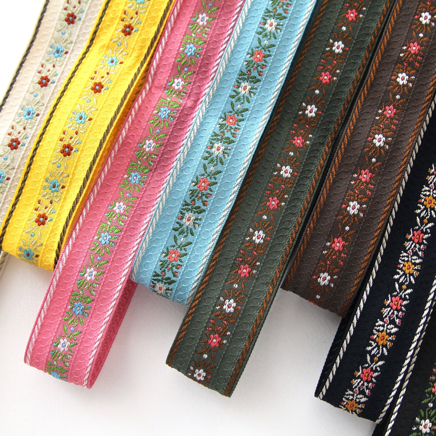 Floral Elegance Jacquard Ribbon 1.06inch (2.7cm) x 2/5/10Yards