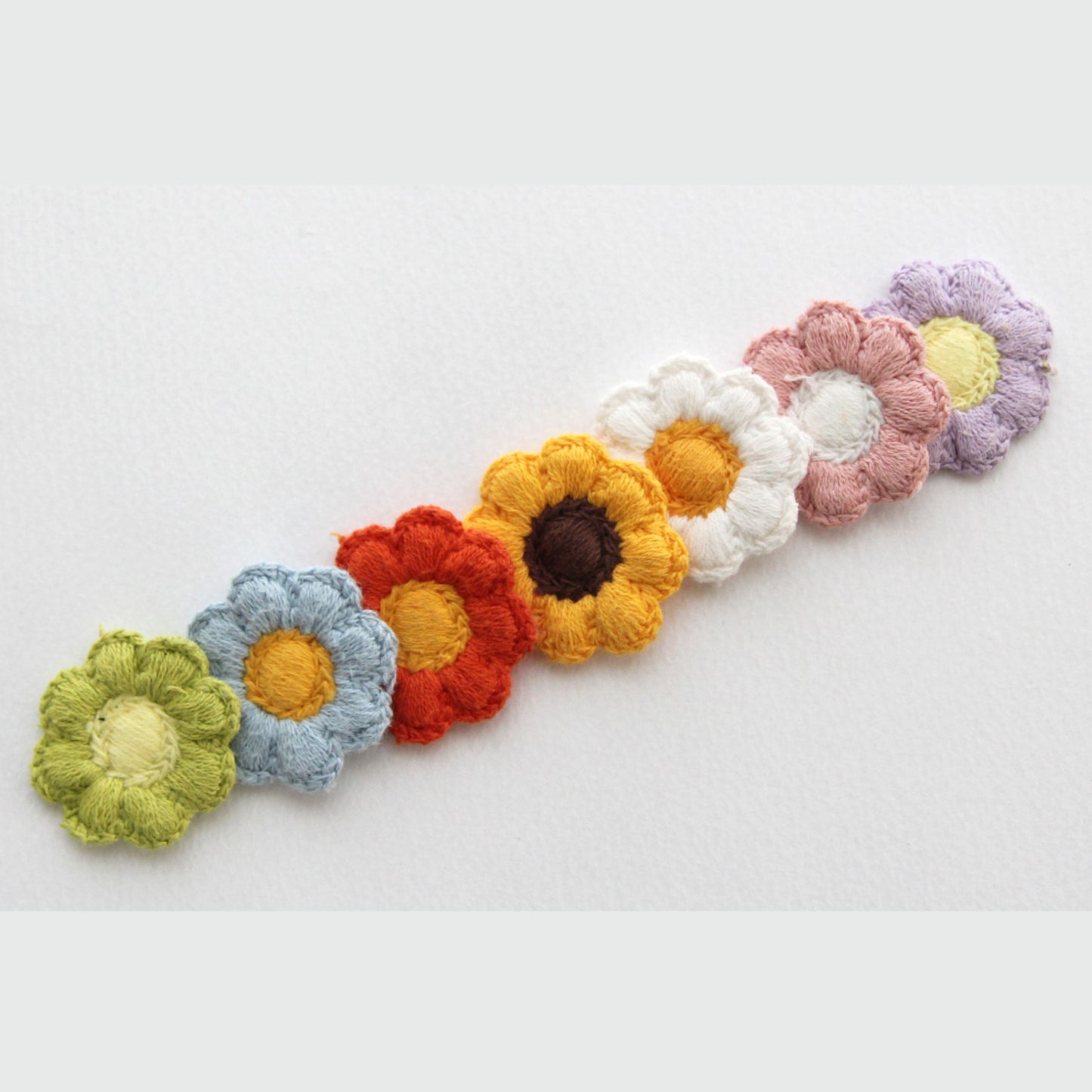 5pcs Blossom Embroidered Embellishments[P307]