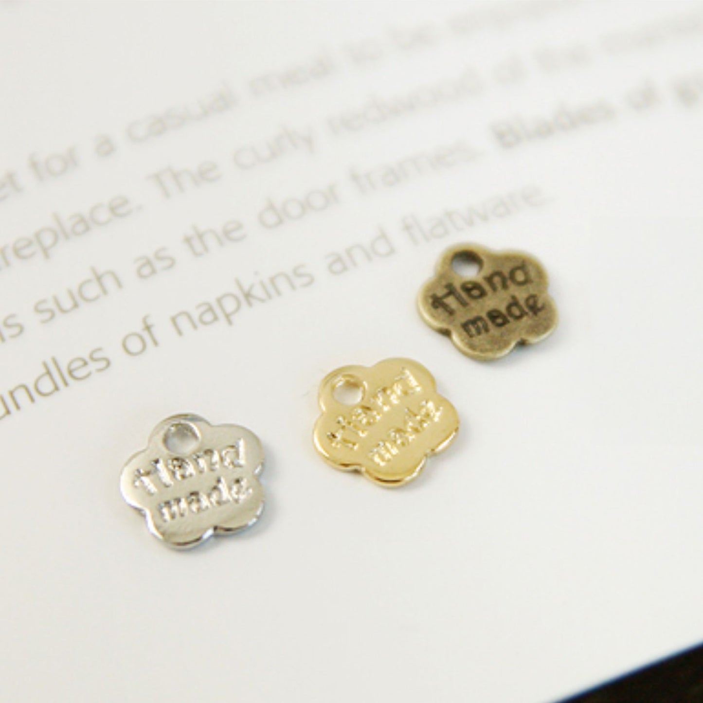 4/10/30/50pcs Flower Charms [J21]