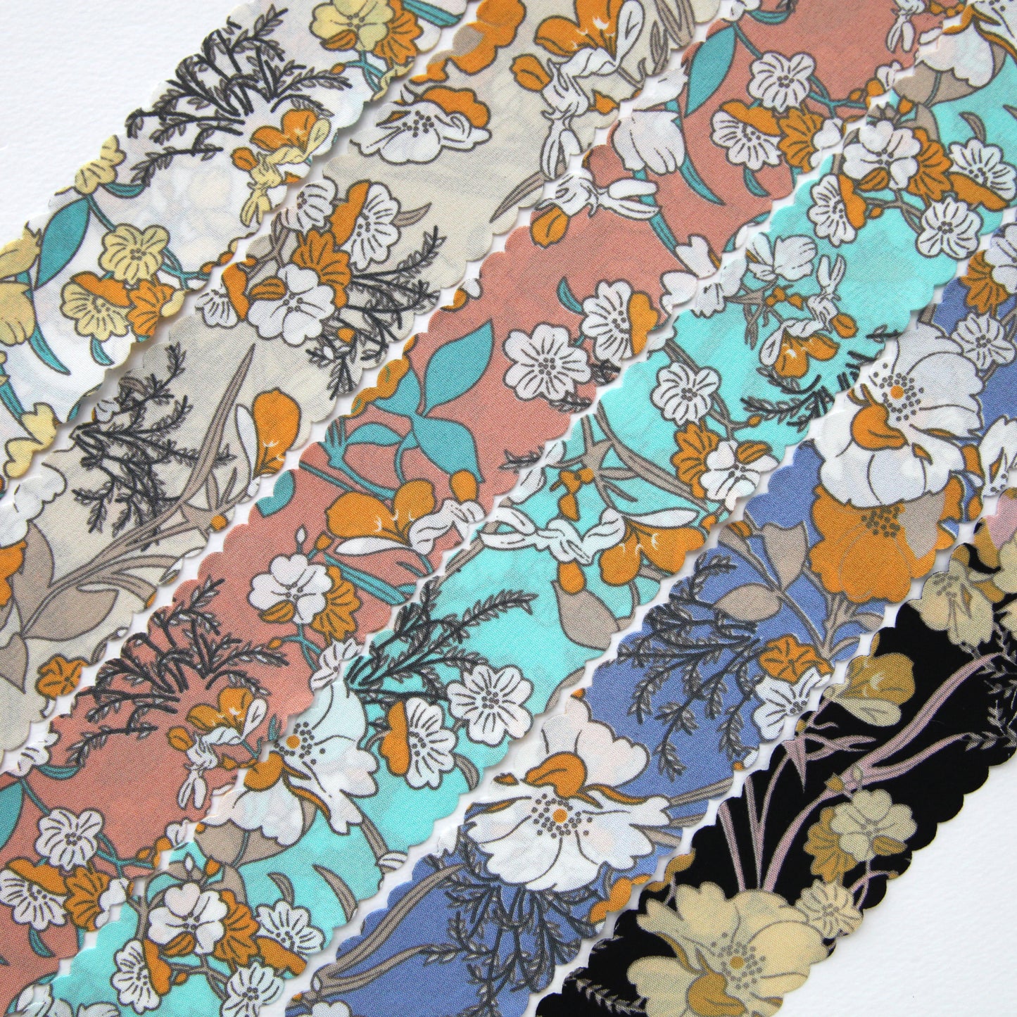 Wavy Flower Ribbon 1.45 Inch(3.7cm) x 2/5/10Yards