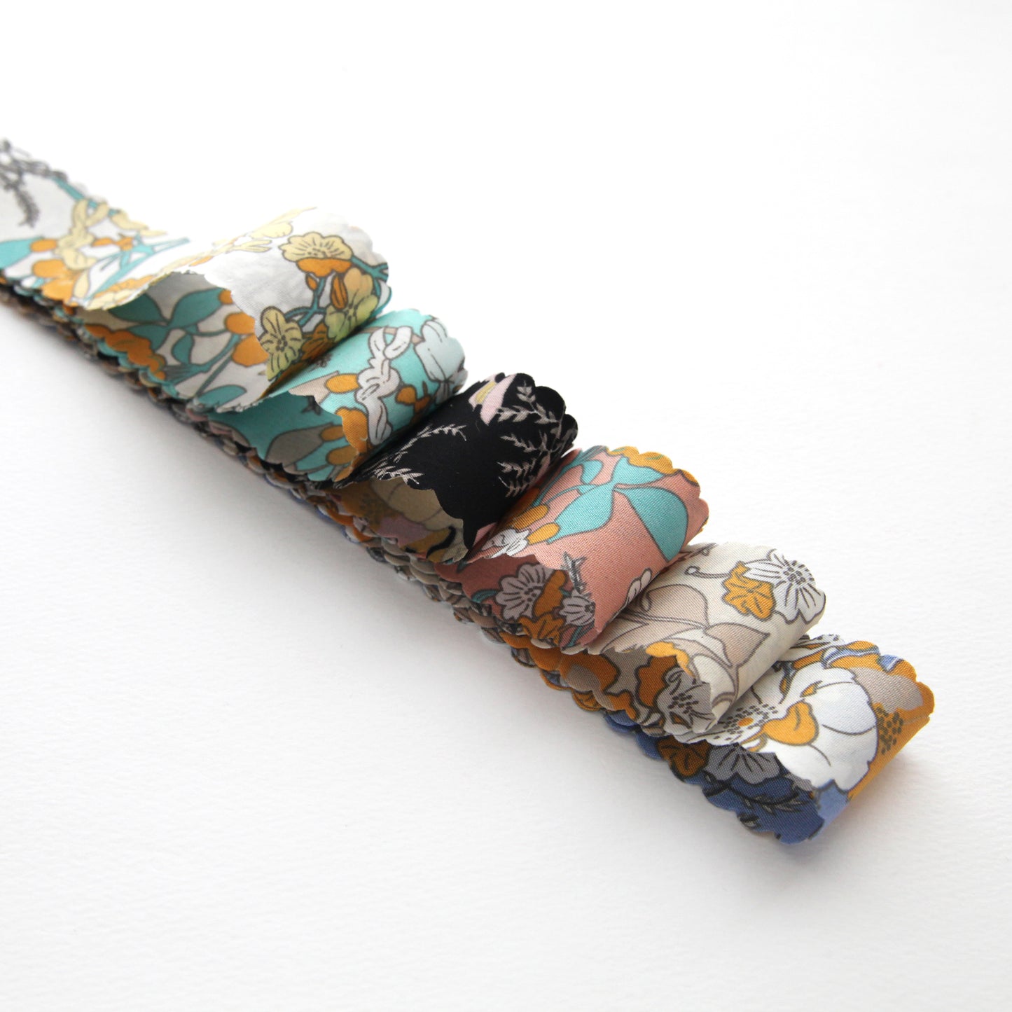 Wavy Flower Ribbon 1.45 Inch(3.7cm) x 2/5/10Yards