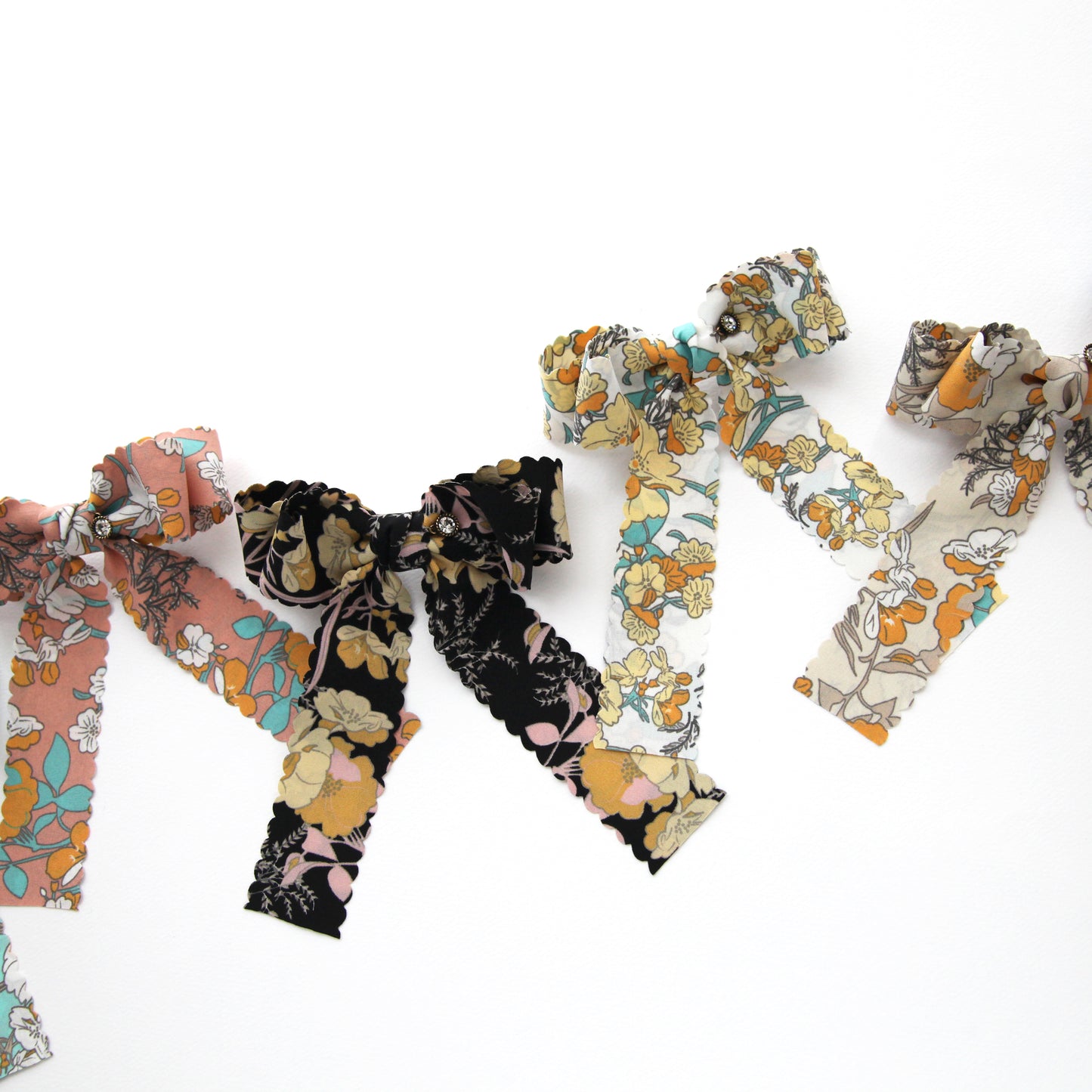 Wavy Flower Ribbon 1.45 Inch(3.7cm) x 2/5/10Yards