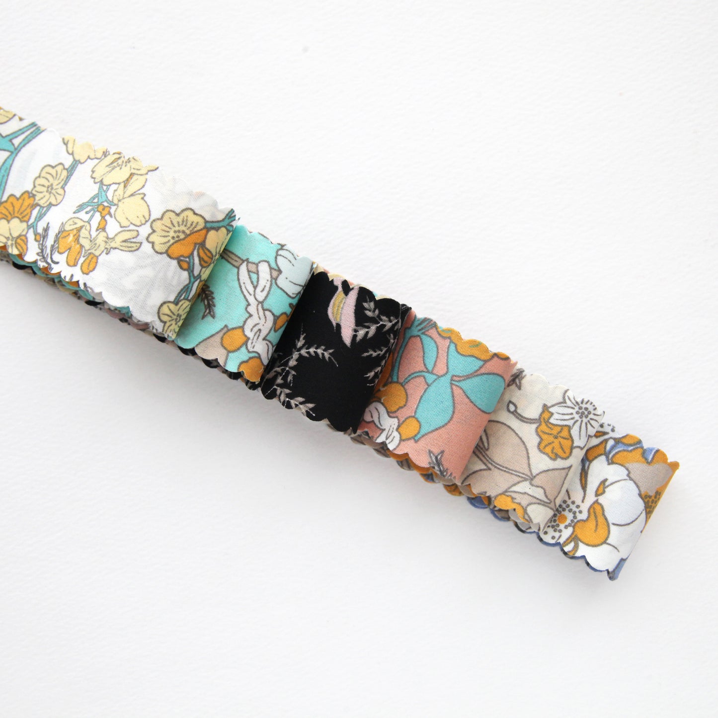 Wavy Flower Ribbon 1.45 Inch(3.7cm) x 2/5/10Yards