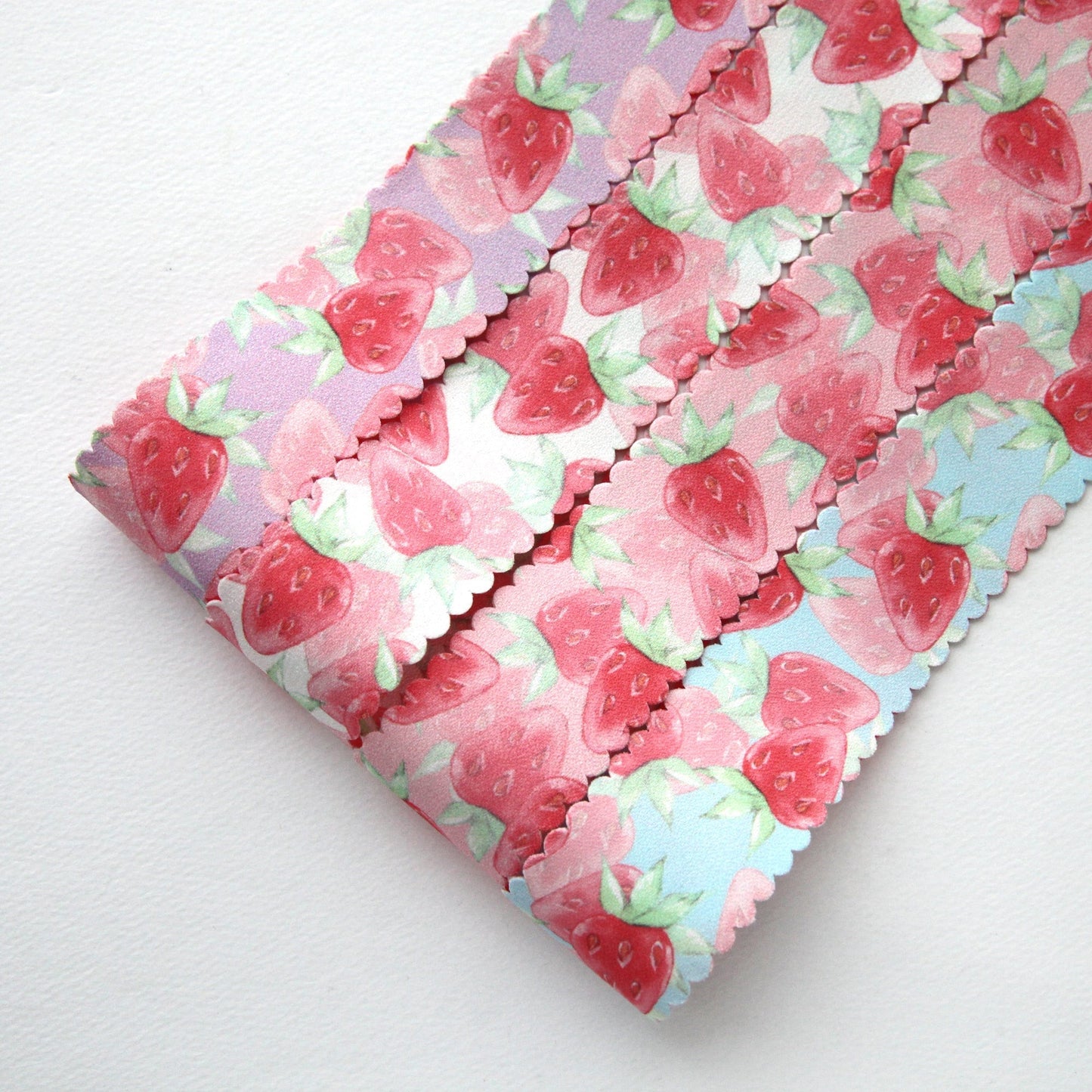 Wavy Strawberry Ribbon 1.5 Inch(3.8cm) x 2/5Yards