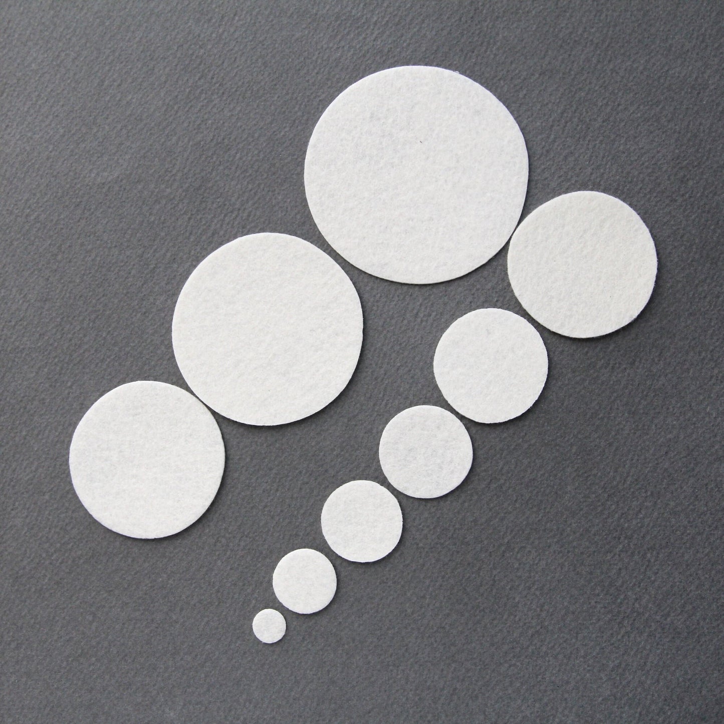 Ivory Circular Finished Inner Felt 10/20pcs