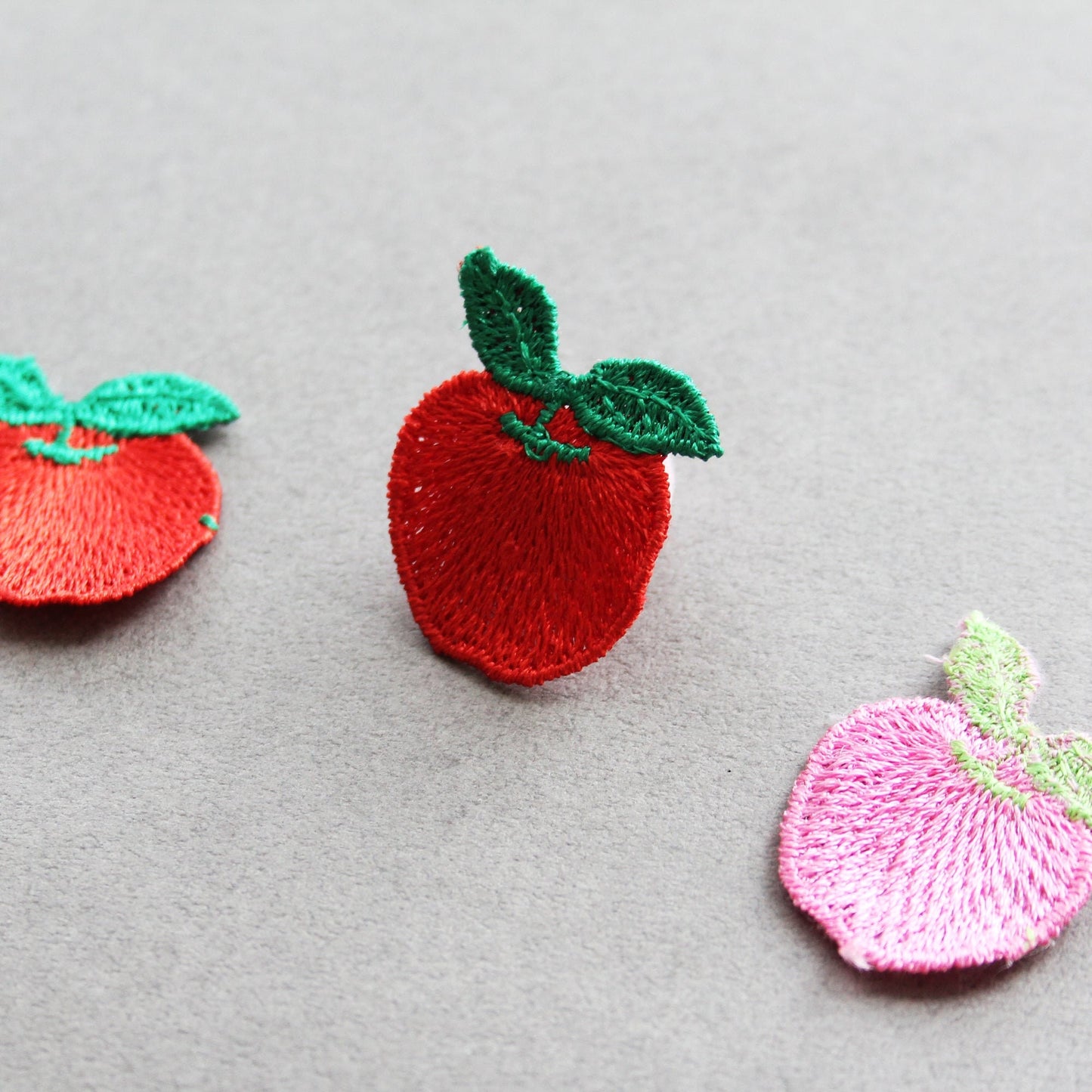 Apple-Shaped Embroidery Patch 10pcs