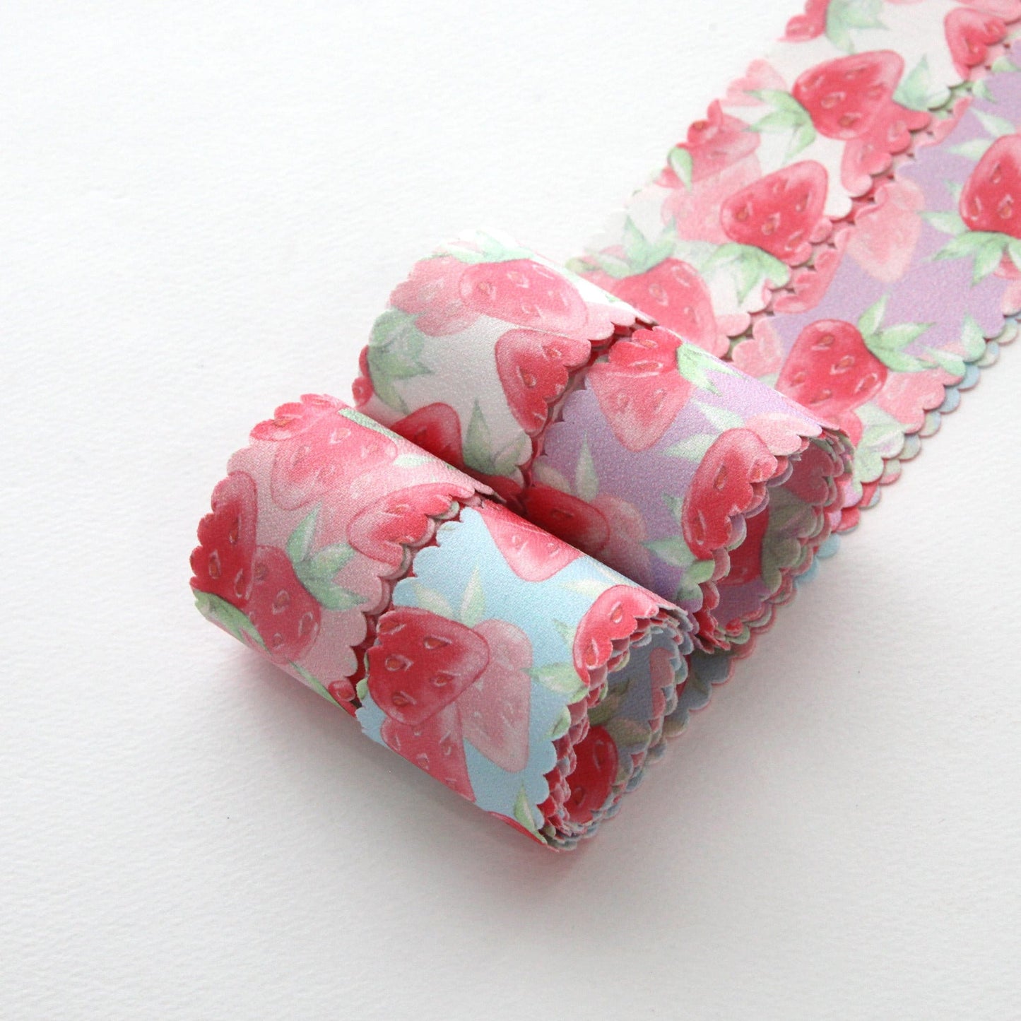 Wavy Strawberry Ribbon 1.5 Inch(3.8cm) x 2/5Yards