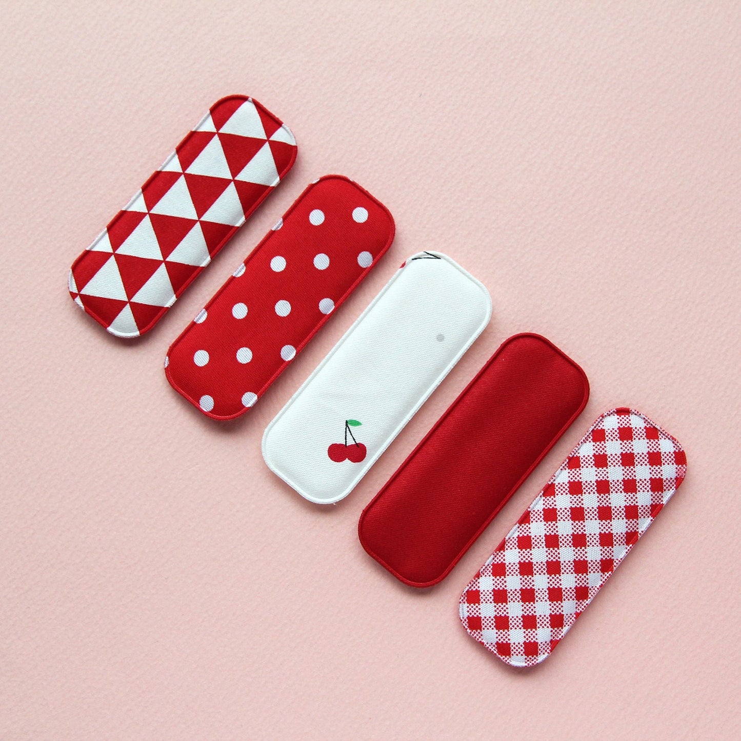 Red Pattern Square Snap Clip Covers 4pcs
