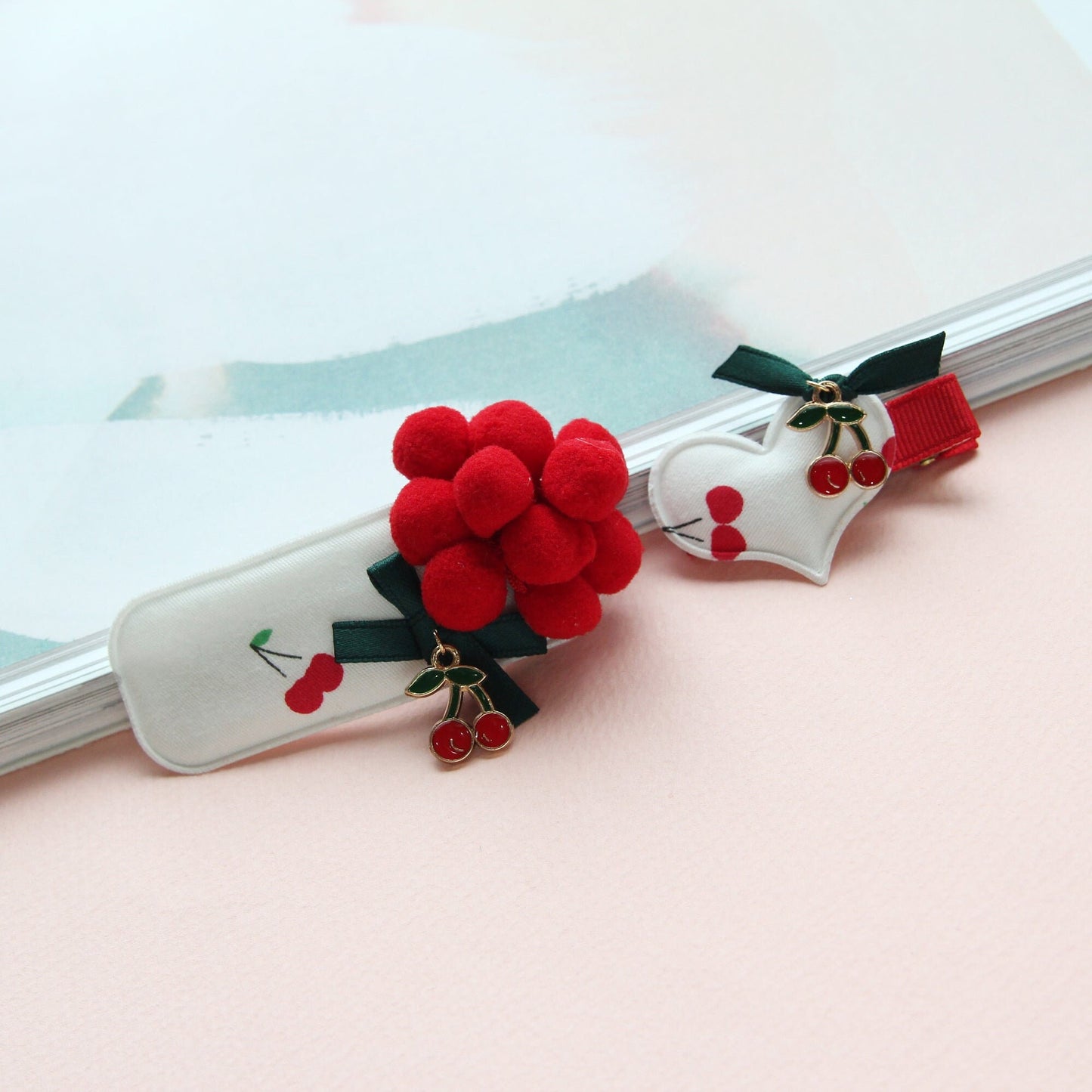 Red Pattern Square Snap Clip Covers 4pcs