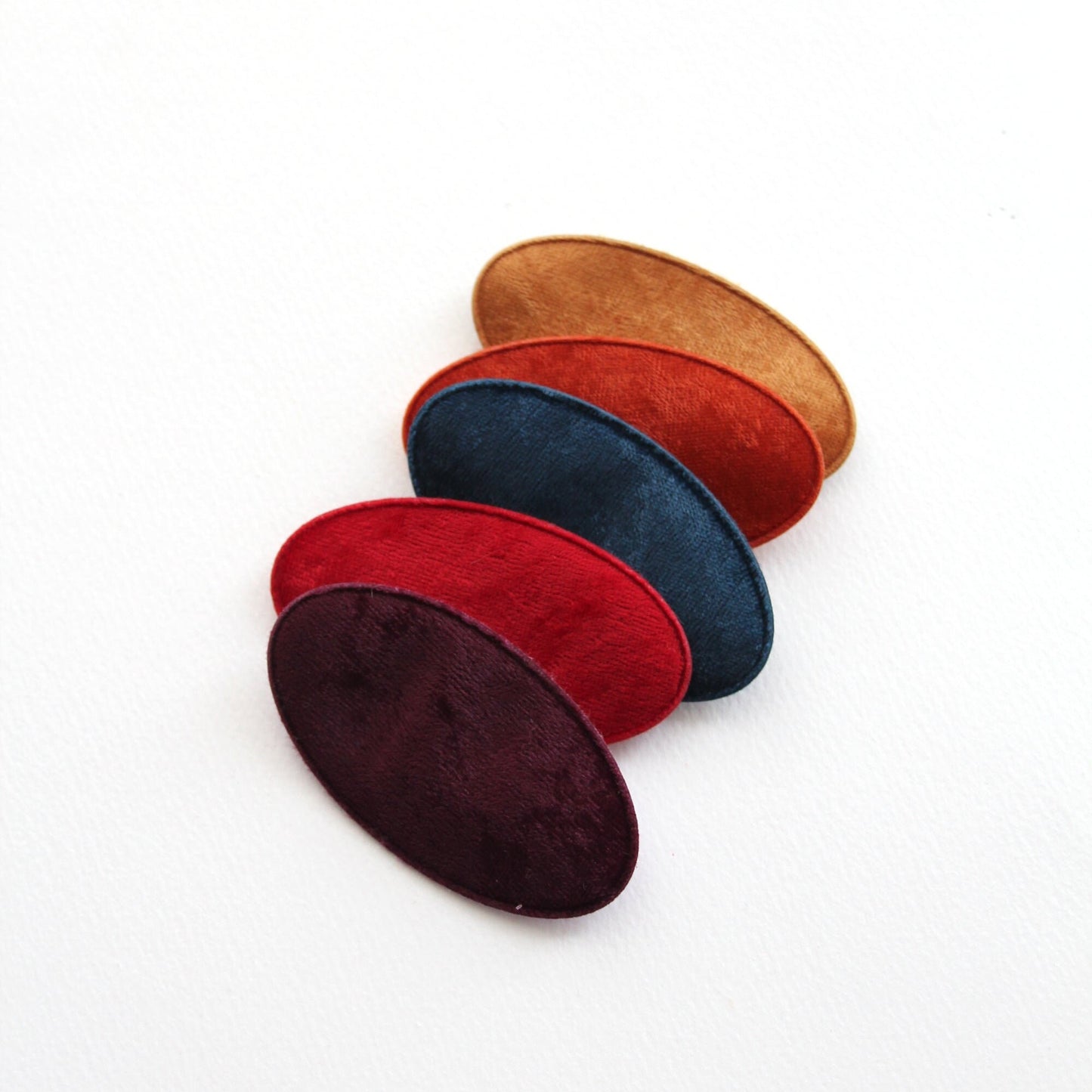 Velvet Oval Snap Clip Covers 4pcs