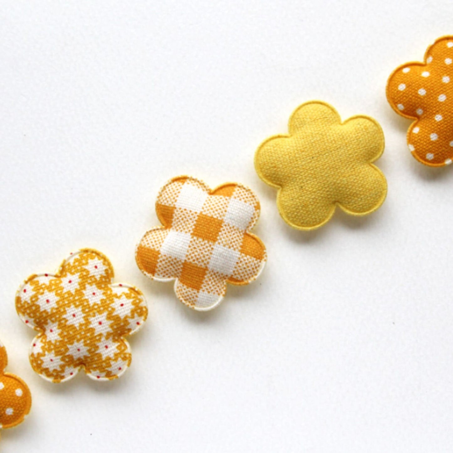 Yellow Pattern Flower Shape Padded Appliques, Haiclip Supplies 4pcs