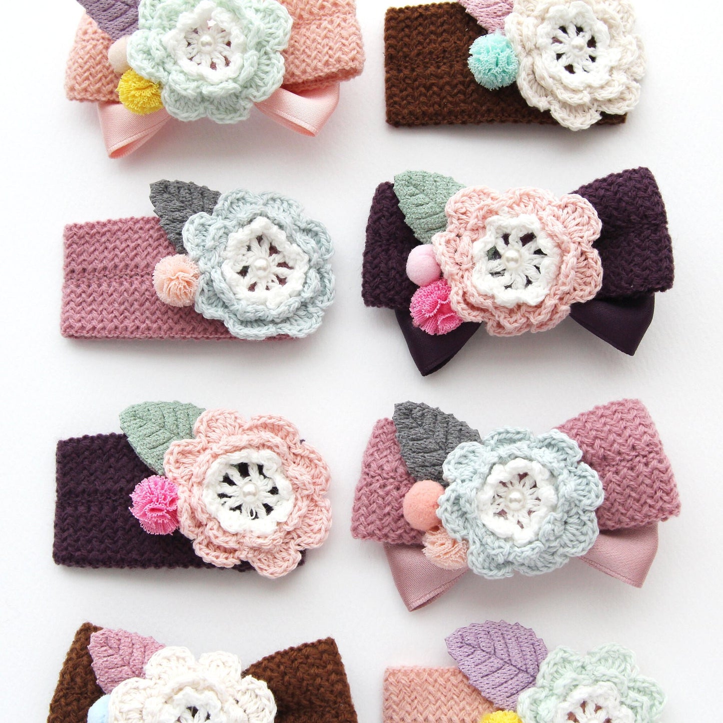 Knitted Flower Embellishiments 4pcs