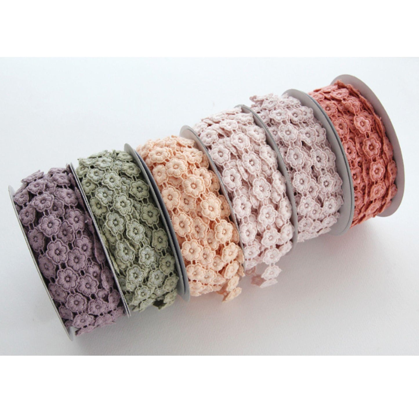Floral Lace Trim 2/5Yard