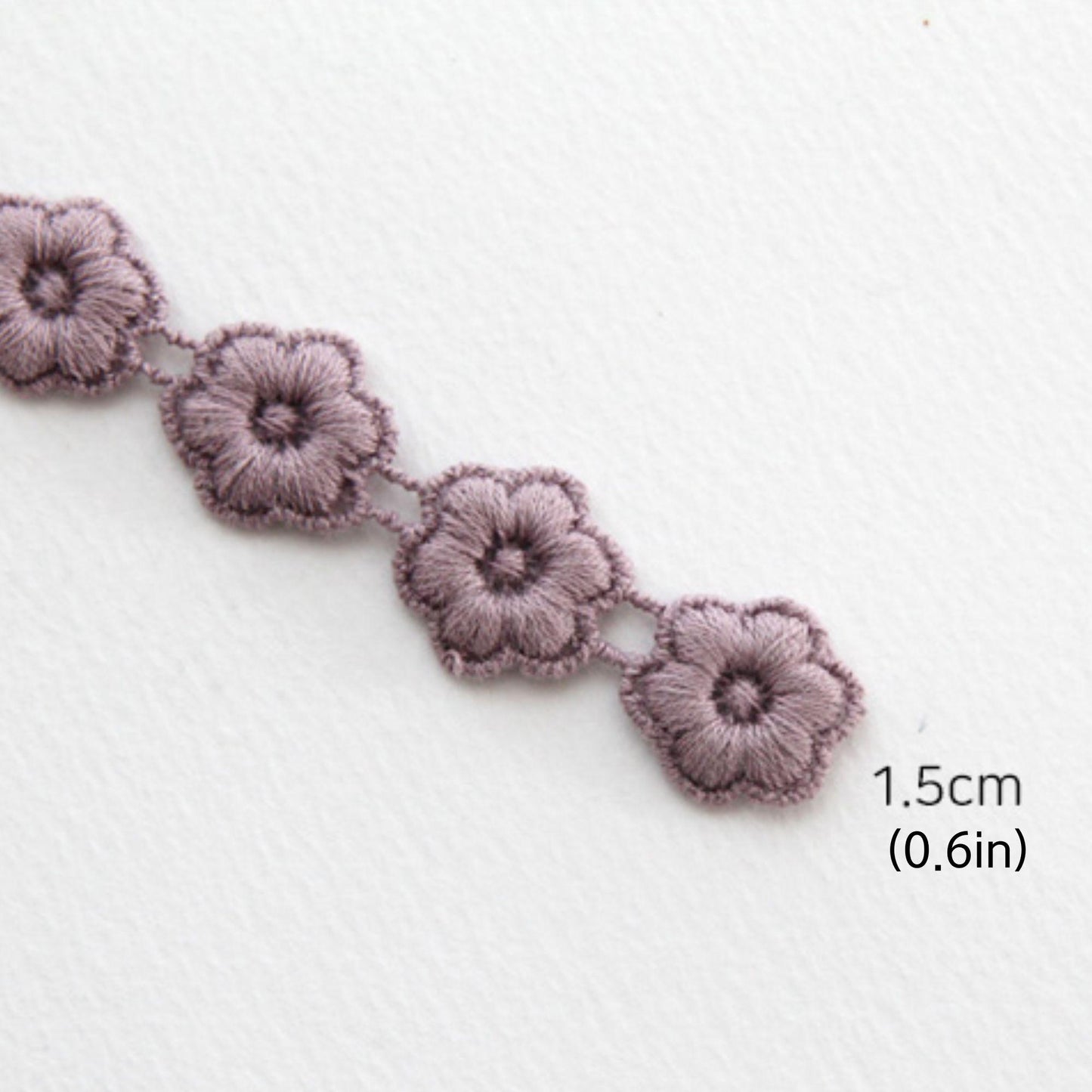 Floral Lace Trim 2/5Yard
