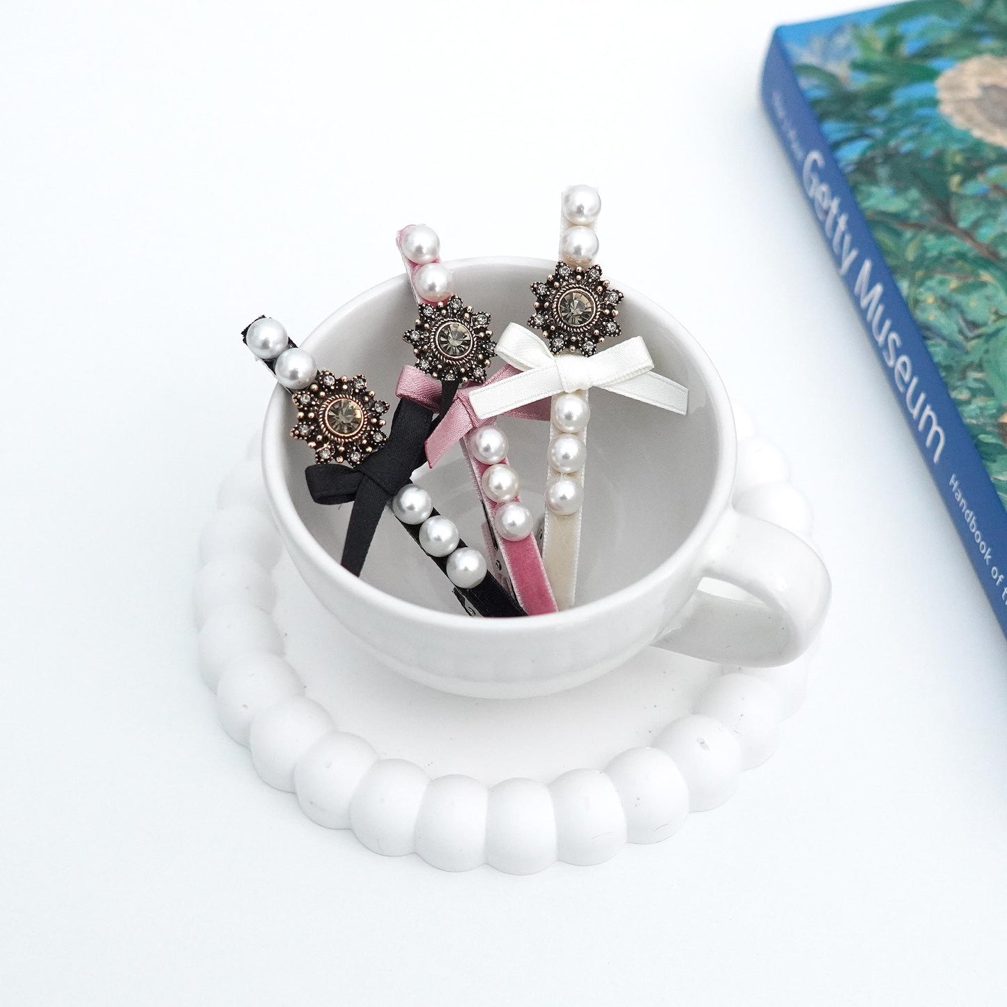 Vintage Pearl Velvet Hair Clip