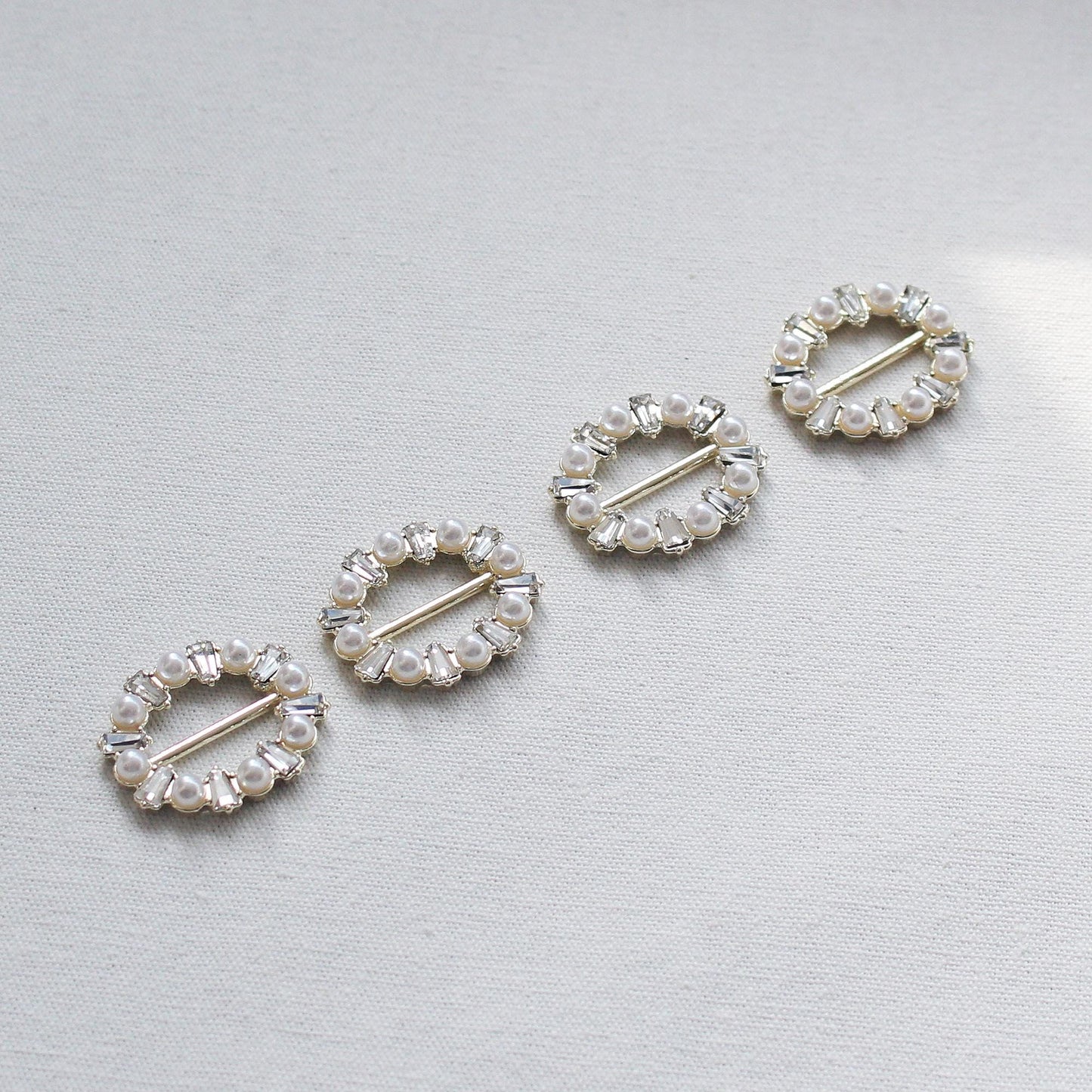 Elegant Pearl & Cubic Round Buckle 5/10/30pcs