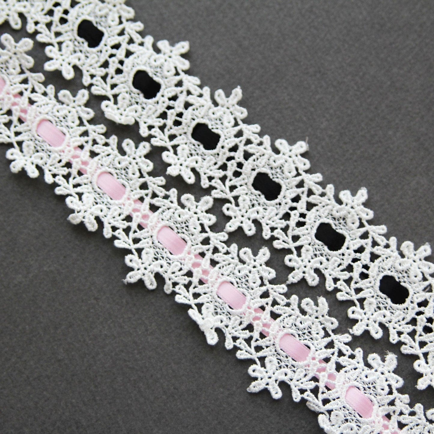 Satin Ribbon-Threaded Snowflake Lace 2/5/10Yards