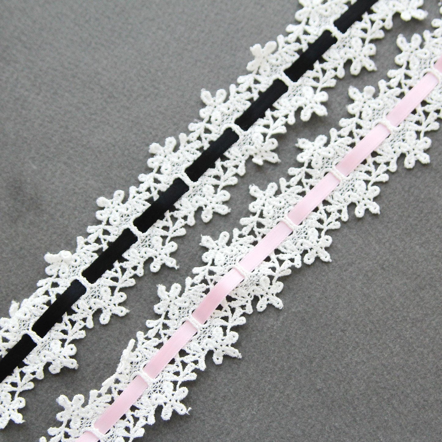 Satin Ribbon-Threaded Snowflake Lace 2/5/10Yards