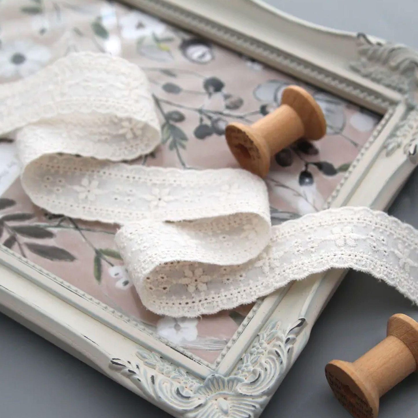 Edelweiss Embroidered Cotton Lace (Width 2.7cm / 1.06in Width) x 5Yards