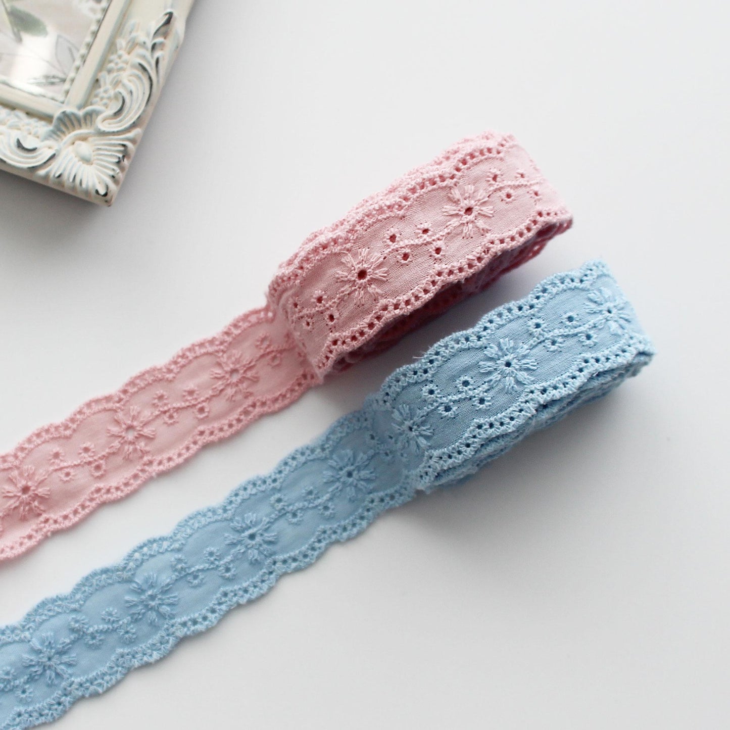 Floral Eyelet Cotton Lace Trim  0.94 inch (2.4 cm) Wide x 5Yards