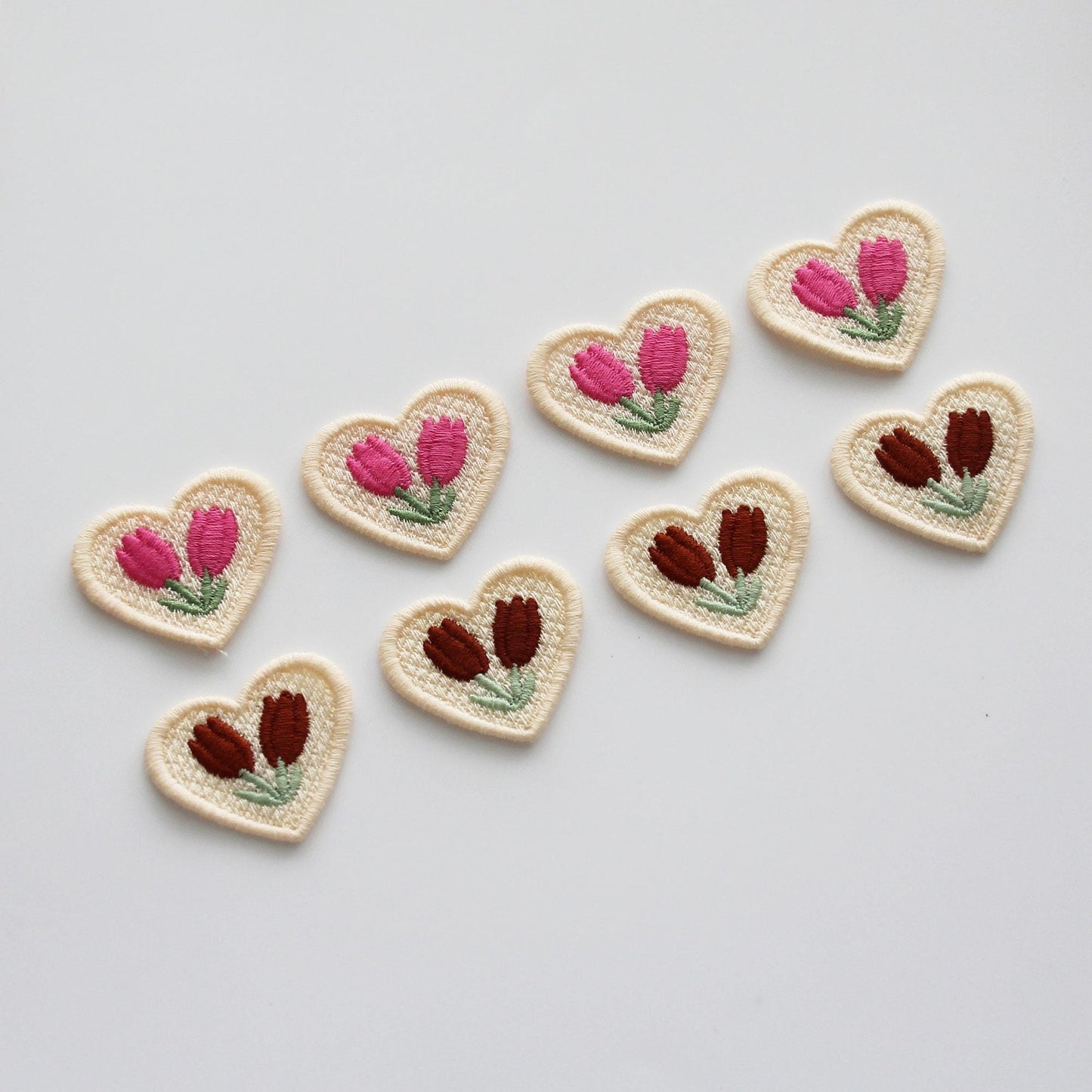 Heart Tulip Embroidered Patch, Mini Floral Heart Applique for DIY Crafts 4pcs