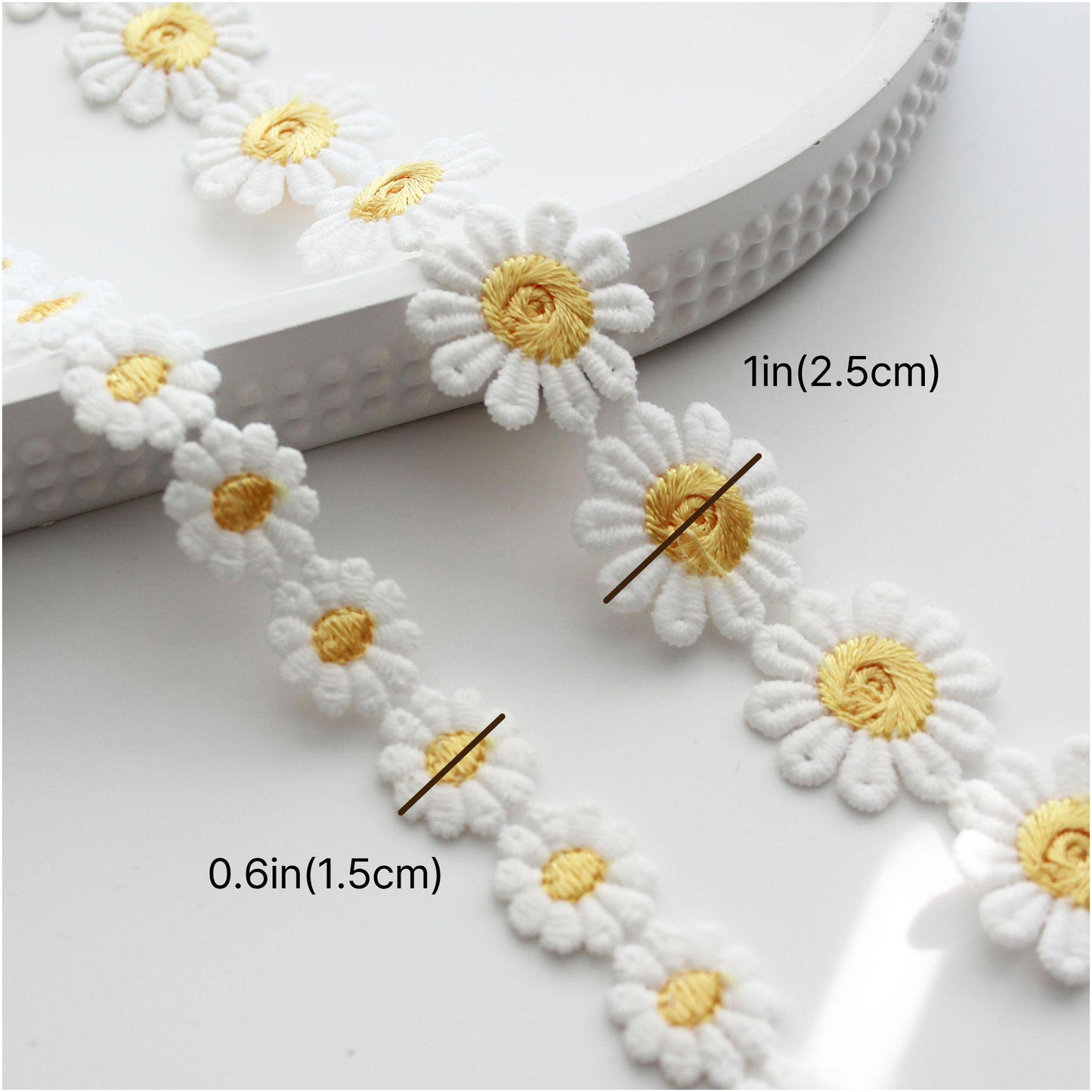 Daisy Embroidered Lace Trim 5Yards