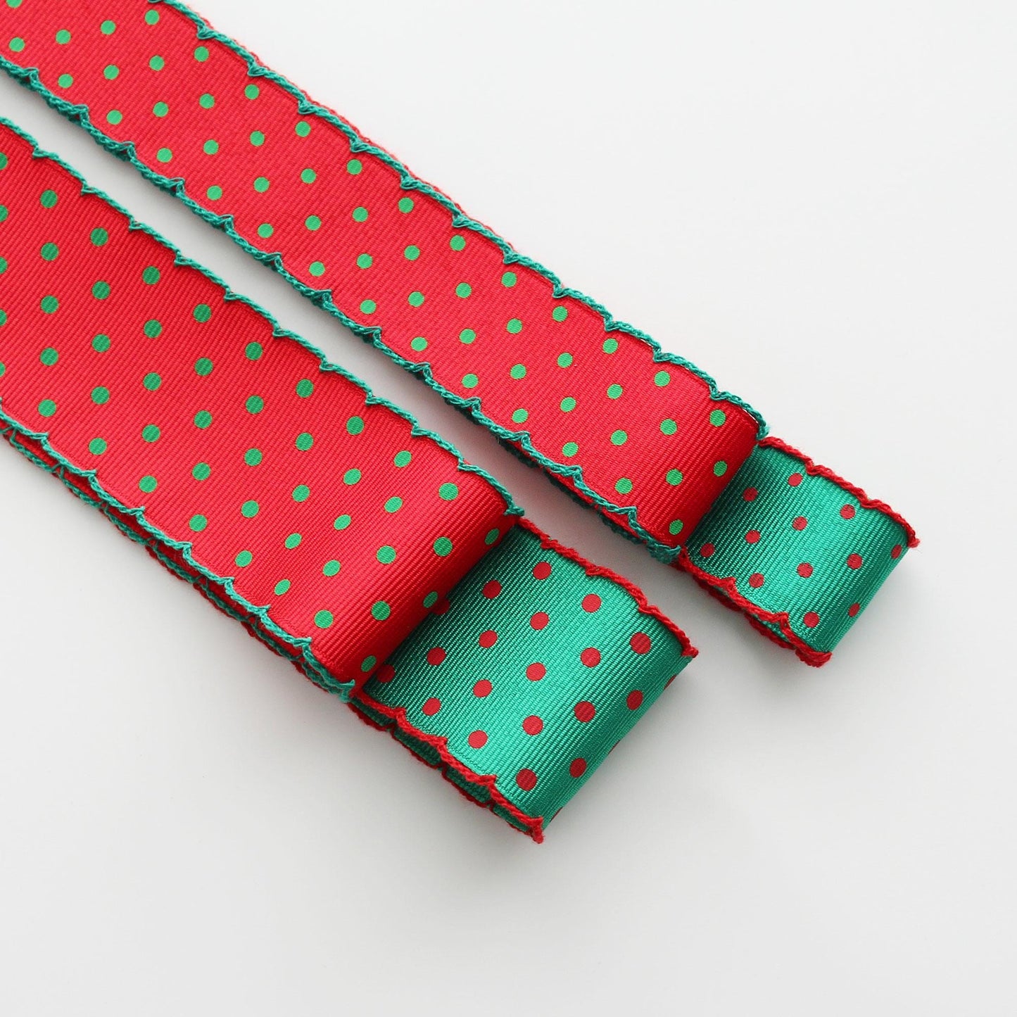 Christmas Polka Dot Scalloped Edge Ribbon  1.1"/ 1.57in x 2Yards